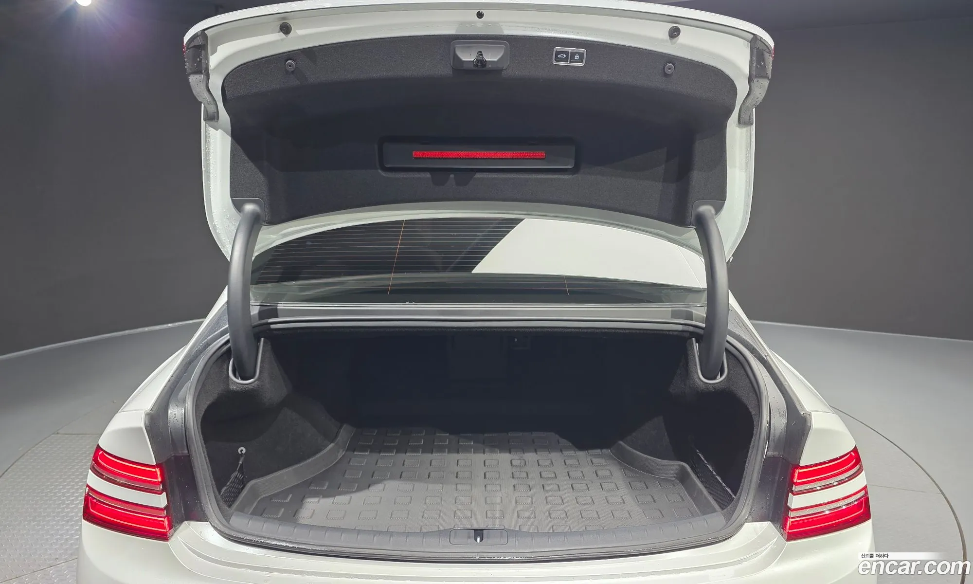 Genesis G80 2021 — 3