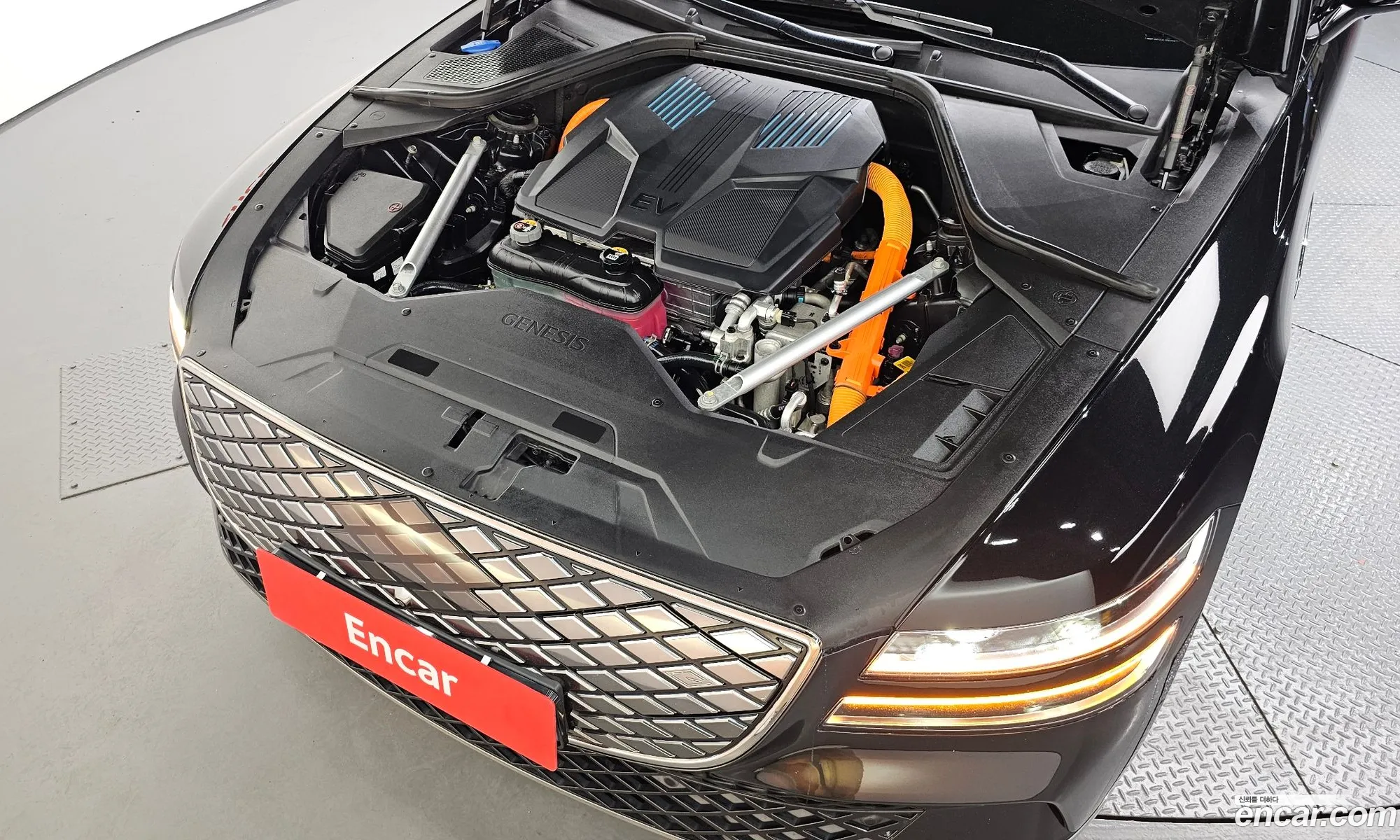 Genesis Electrified G80 2022 — 23