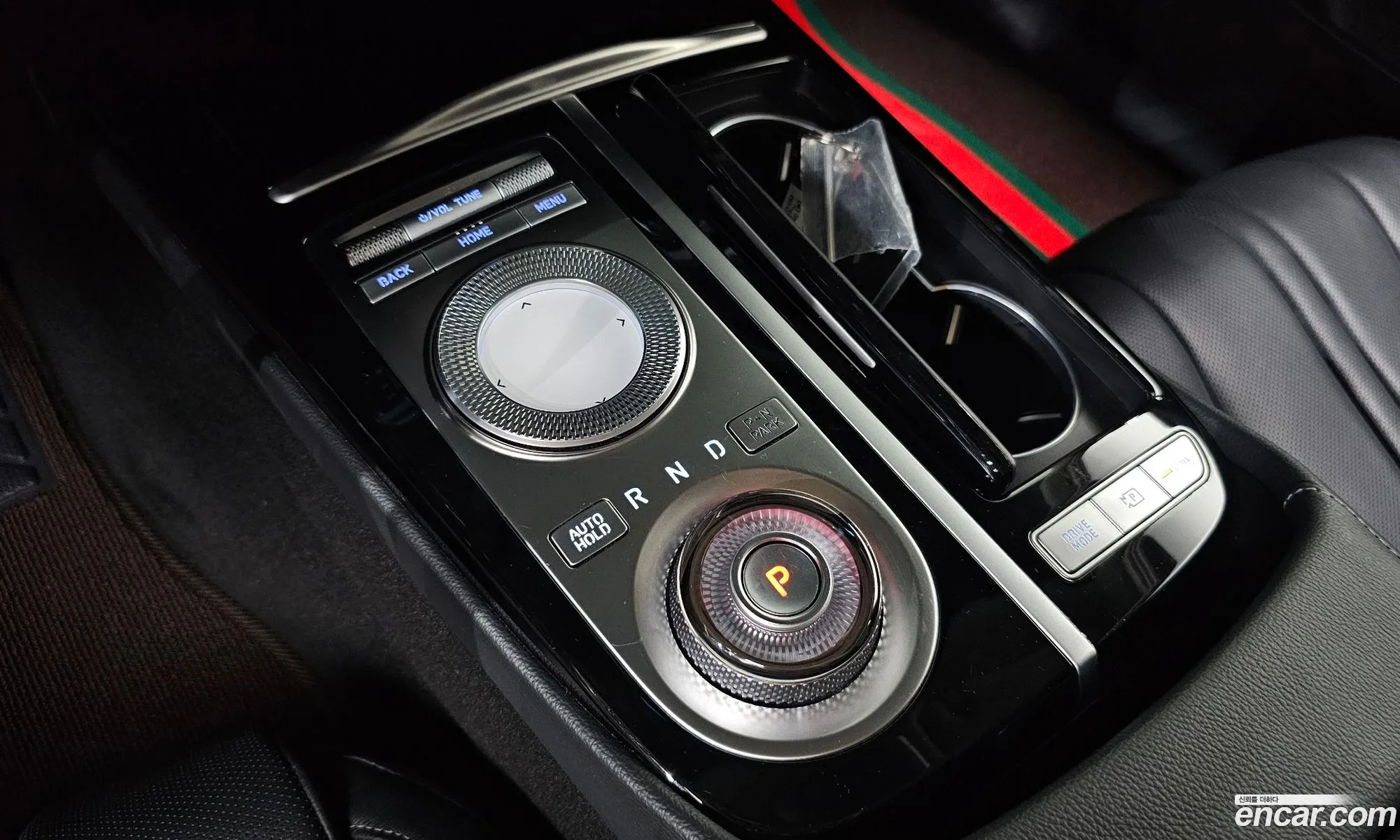 Genesis Electrified G80 2022 — 19