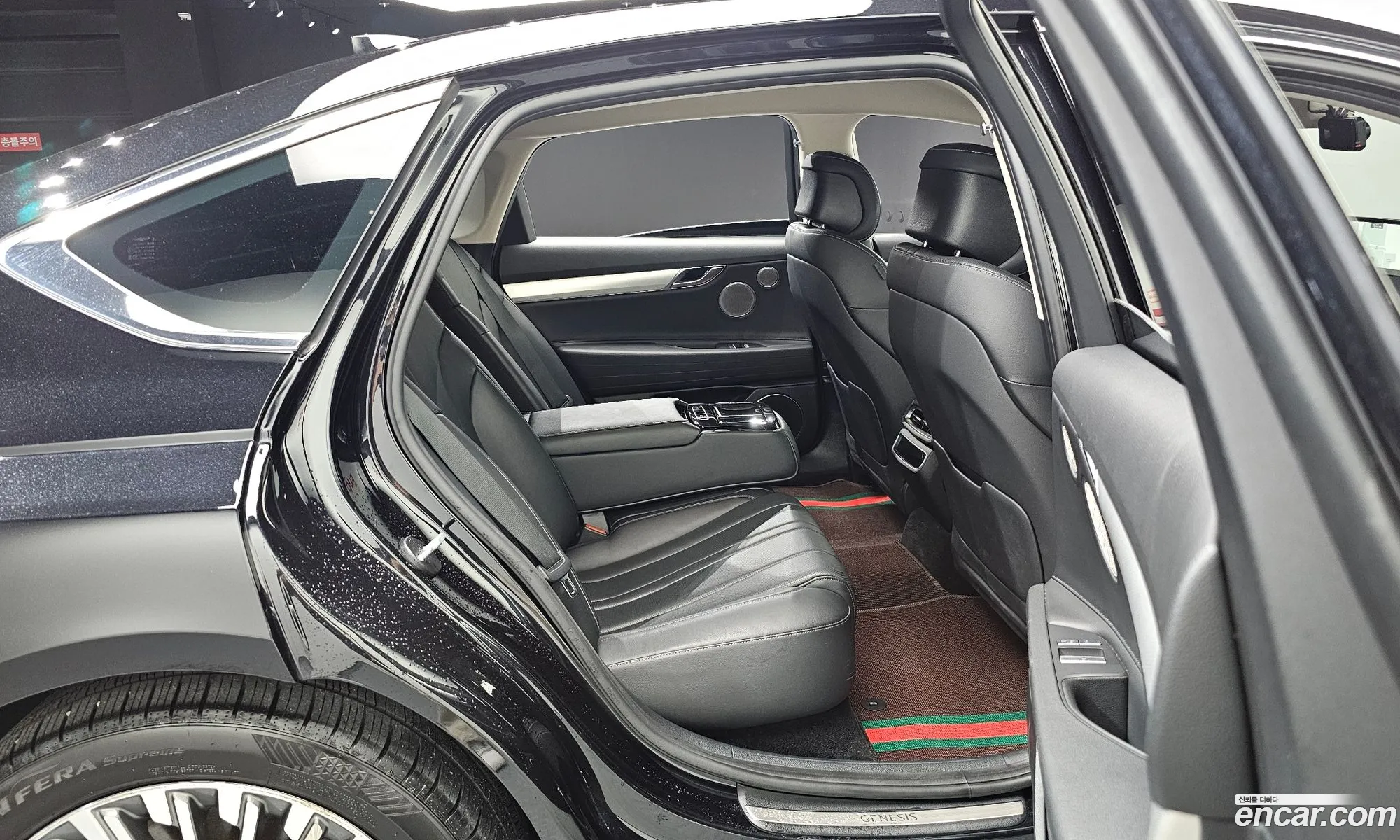 Genesis Electrified G80 2022 — 6