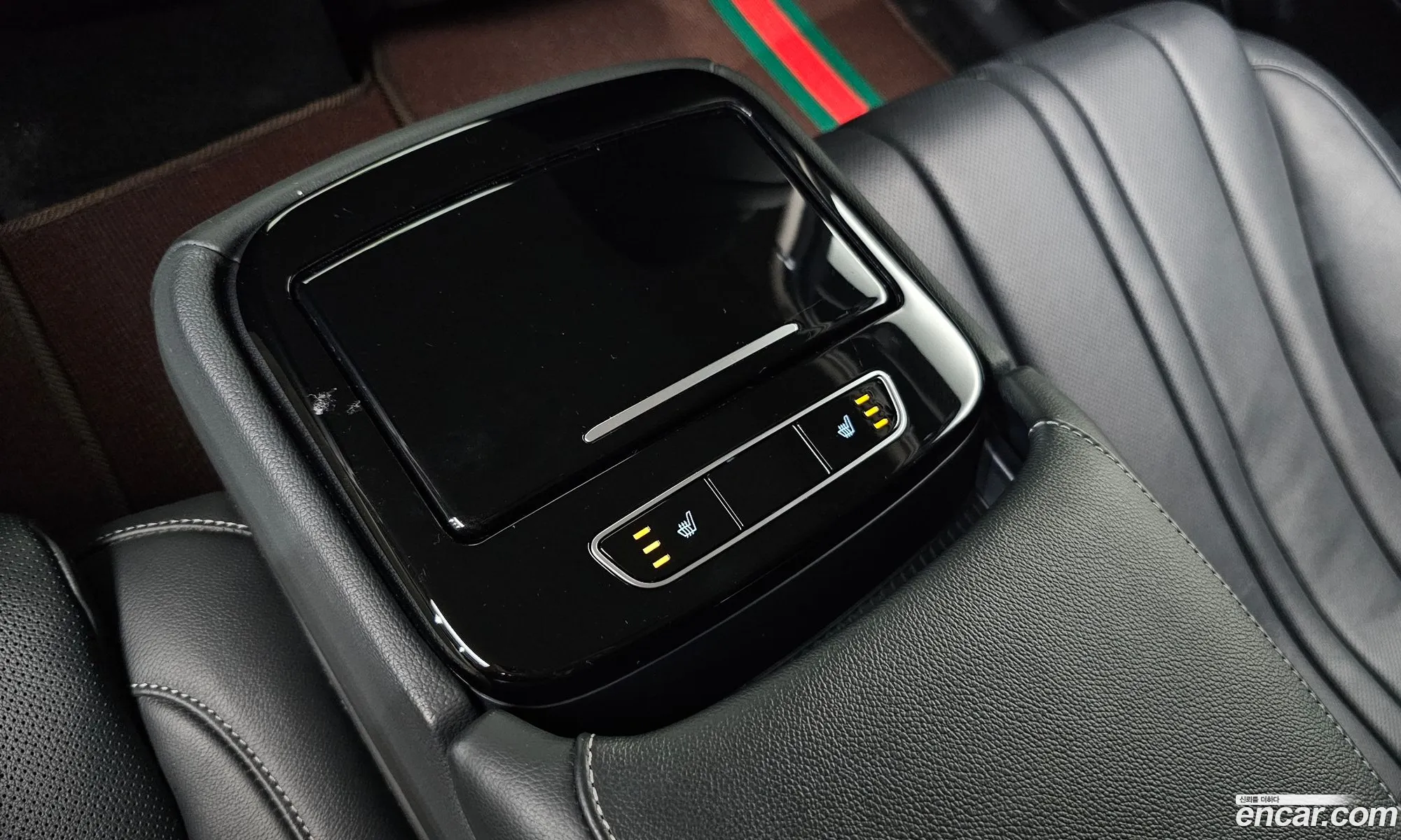 Genesis Electrified G80 2022 — 26