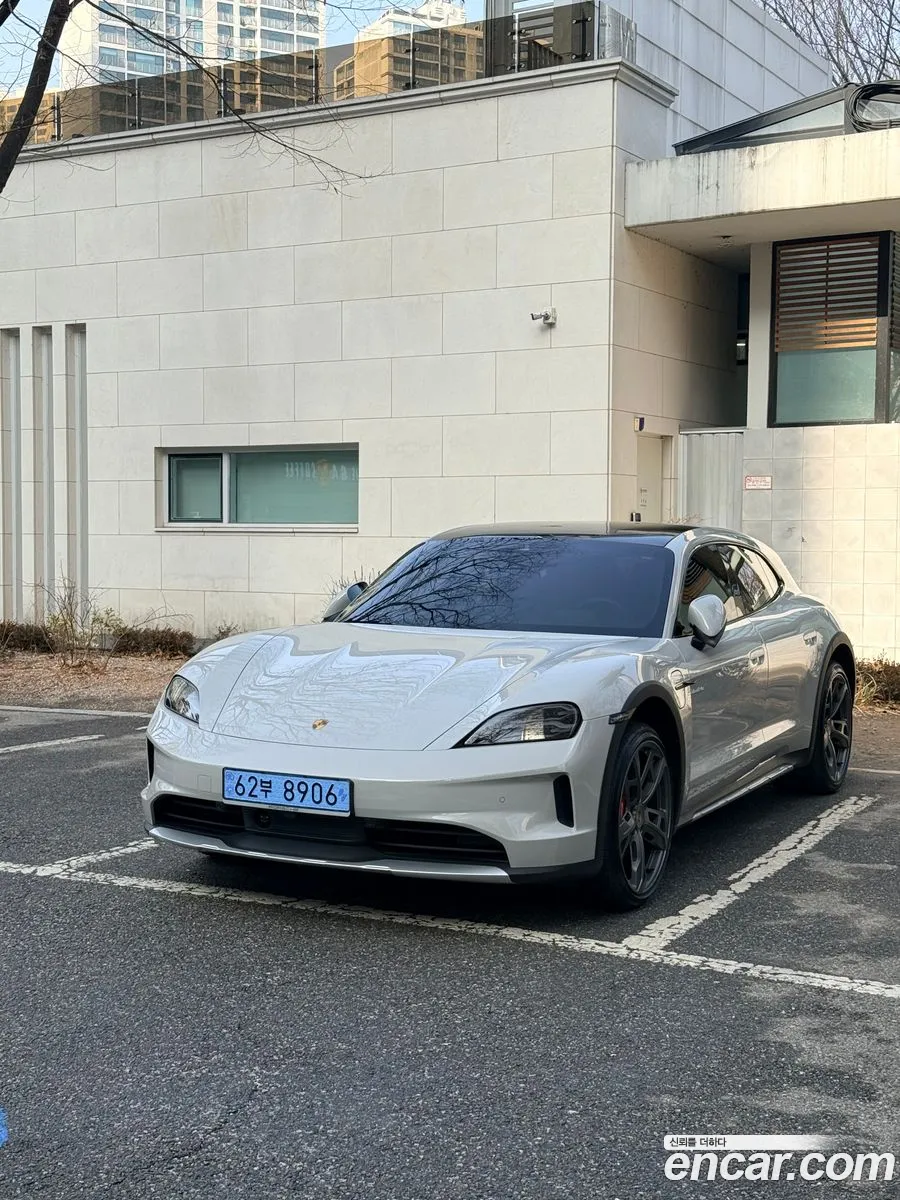 Porsche Taycan 2025 — 5