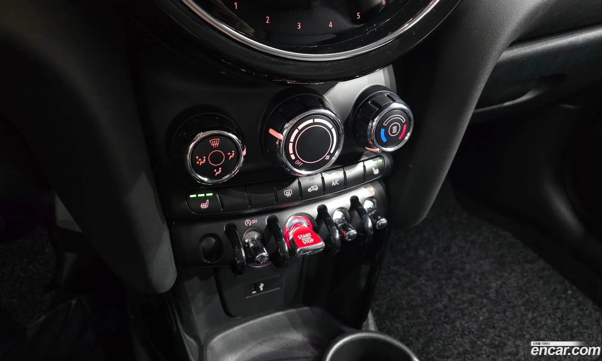 Mini Cooper 2022 WMW41DH08P2S65724 — 26