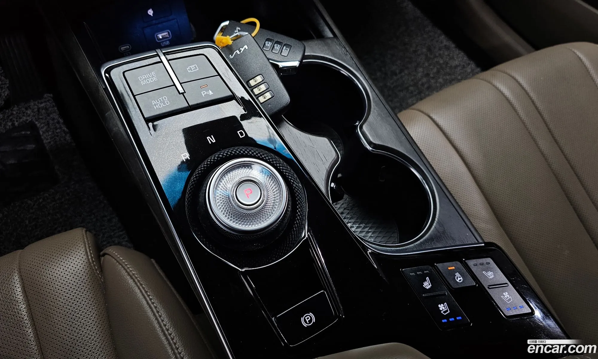 Kia K8 Hybrid 2022 — 26
