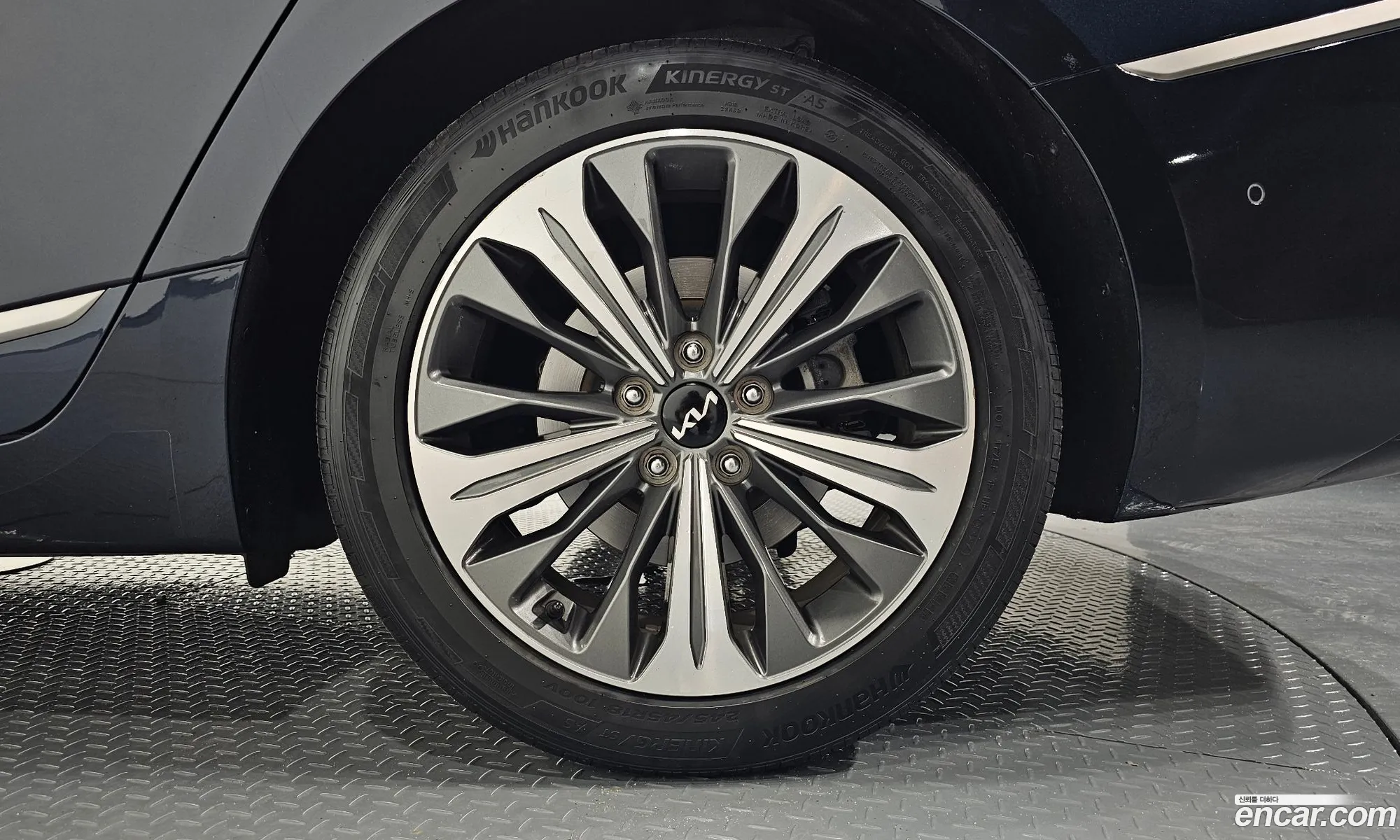 Kia K8 Hybrid 2022 — 29