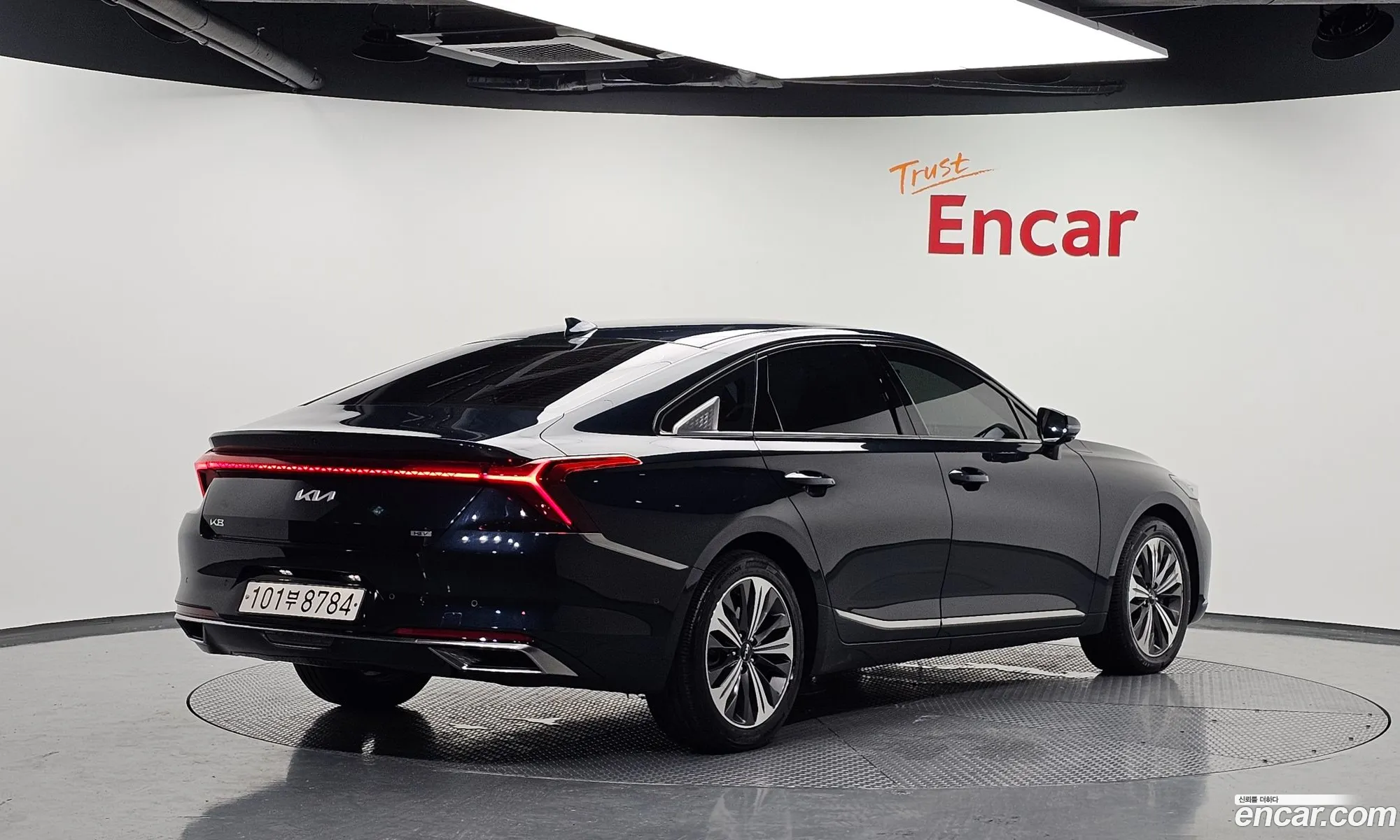 Kia K8 Hybrid 2022 — 9