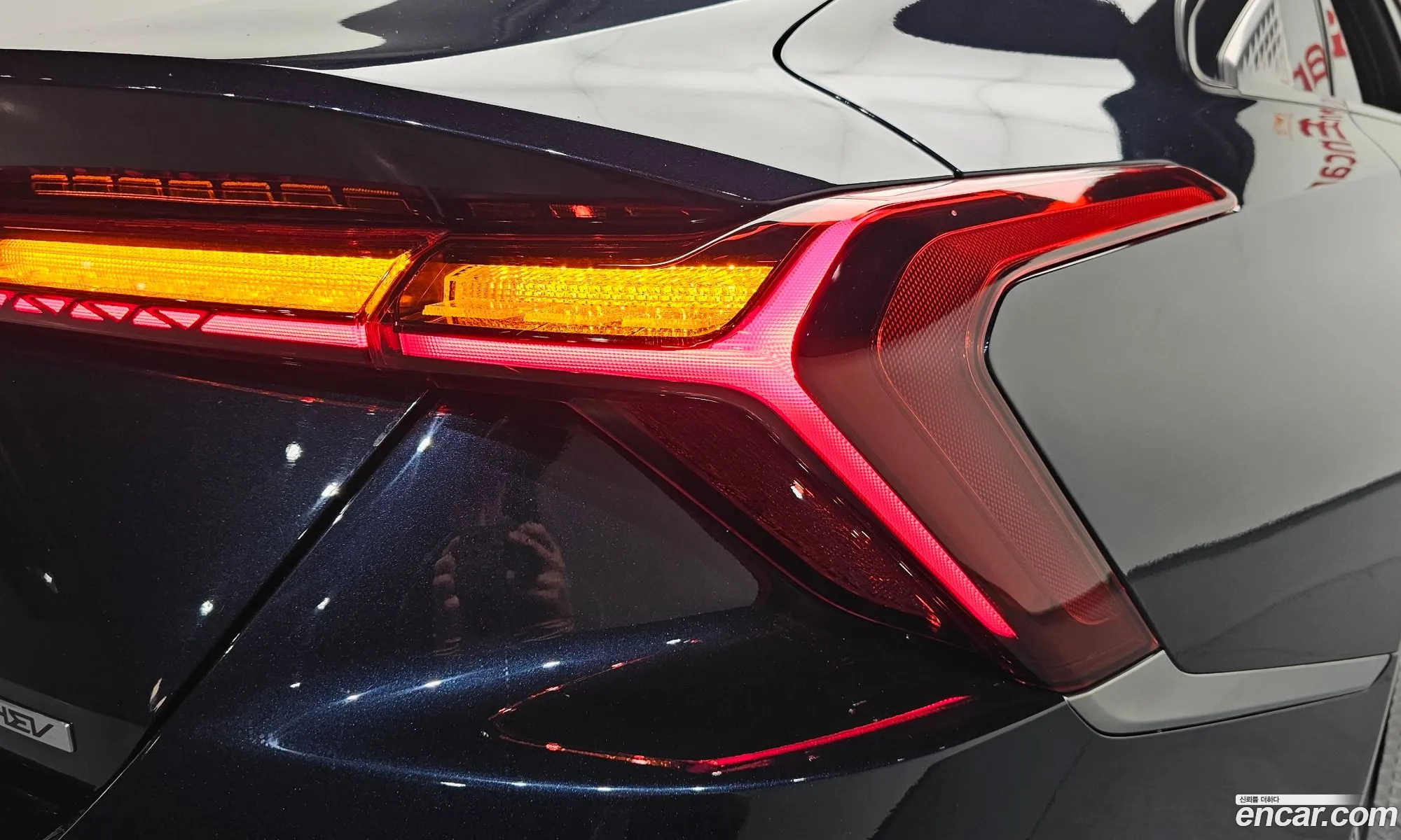 Kia K8 Hybrid 2022 — 12