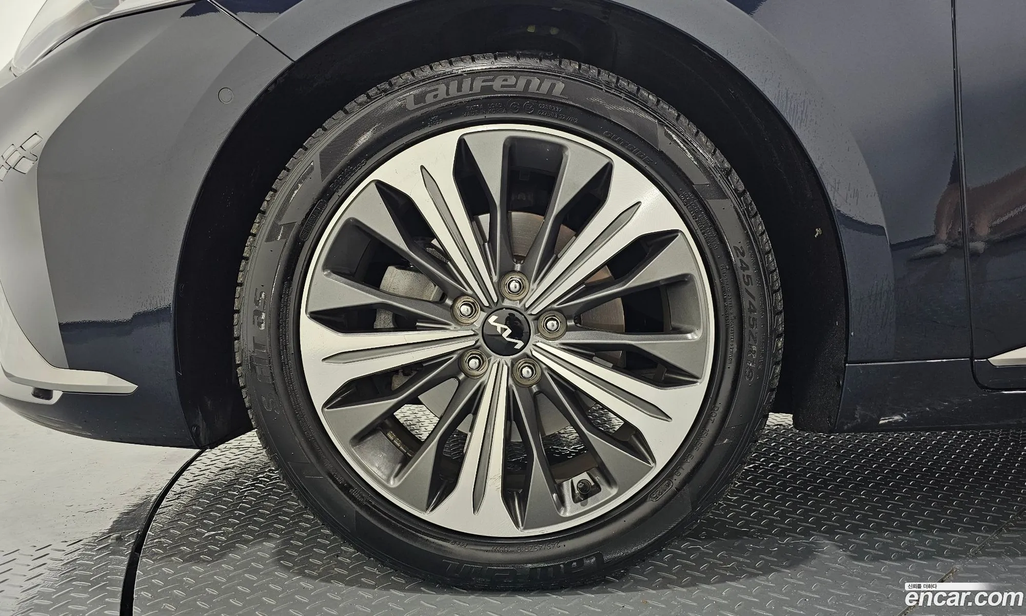 Kia K8 Hybrid 2022 — 28