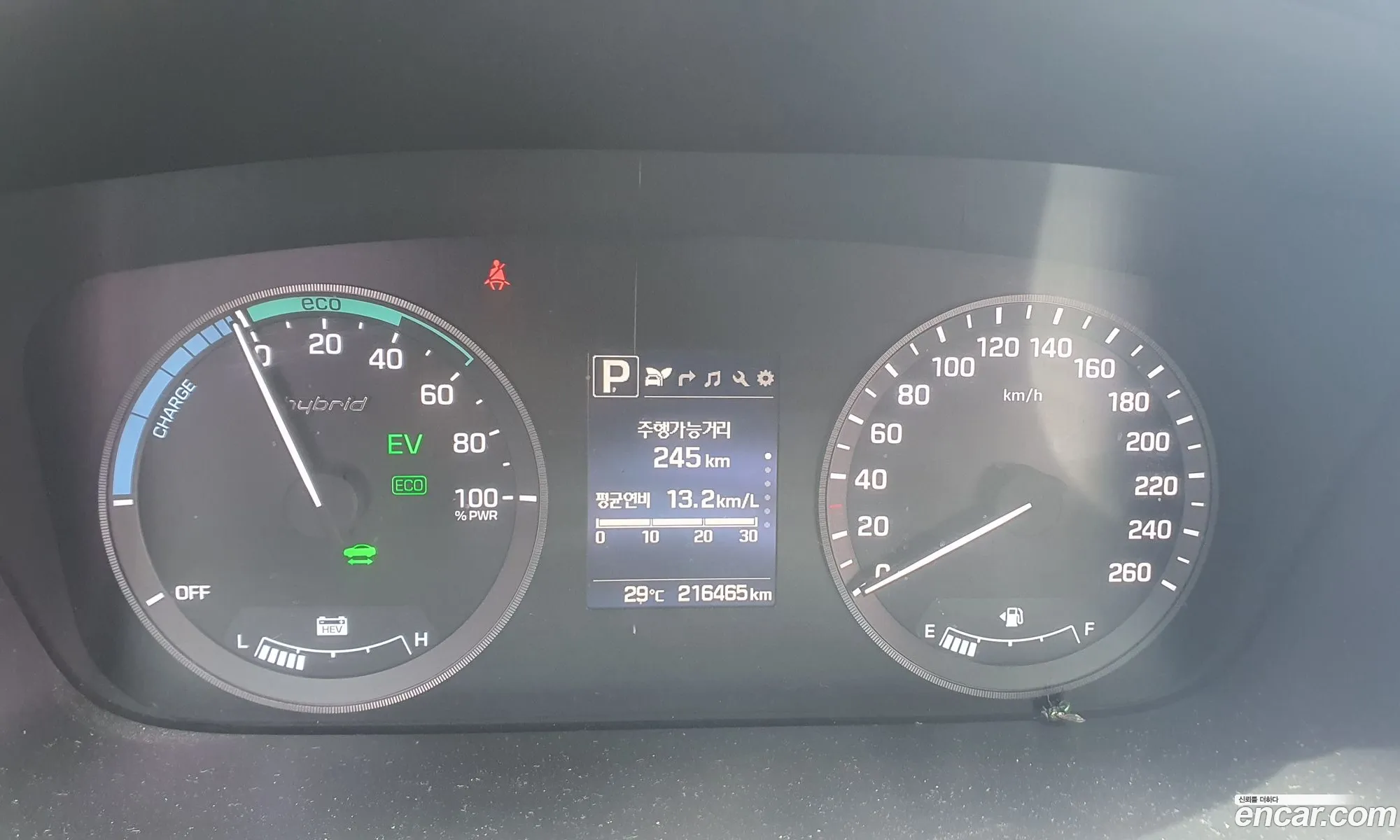Hyundai LF Sonata Hybrid 2015 — 10