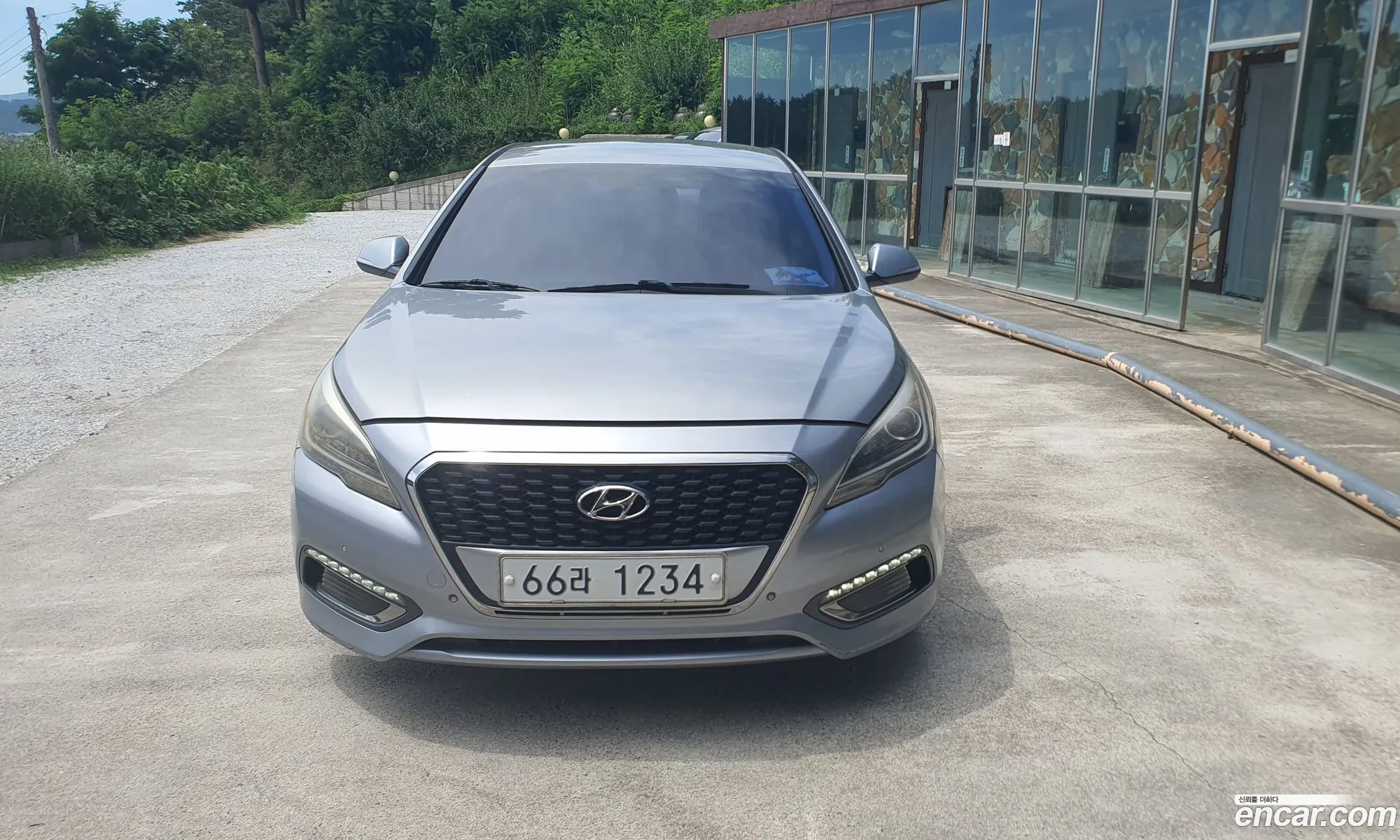 Hyundai LF Sonata Hybrid 2015 — 2