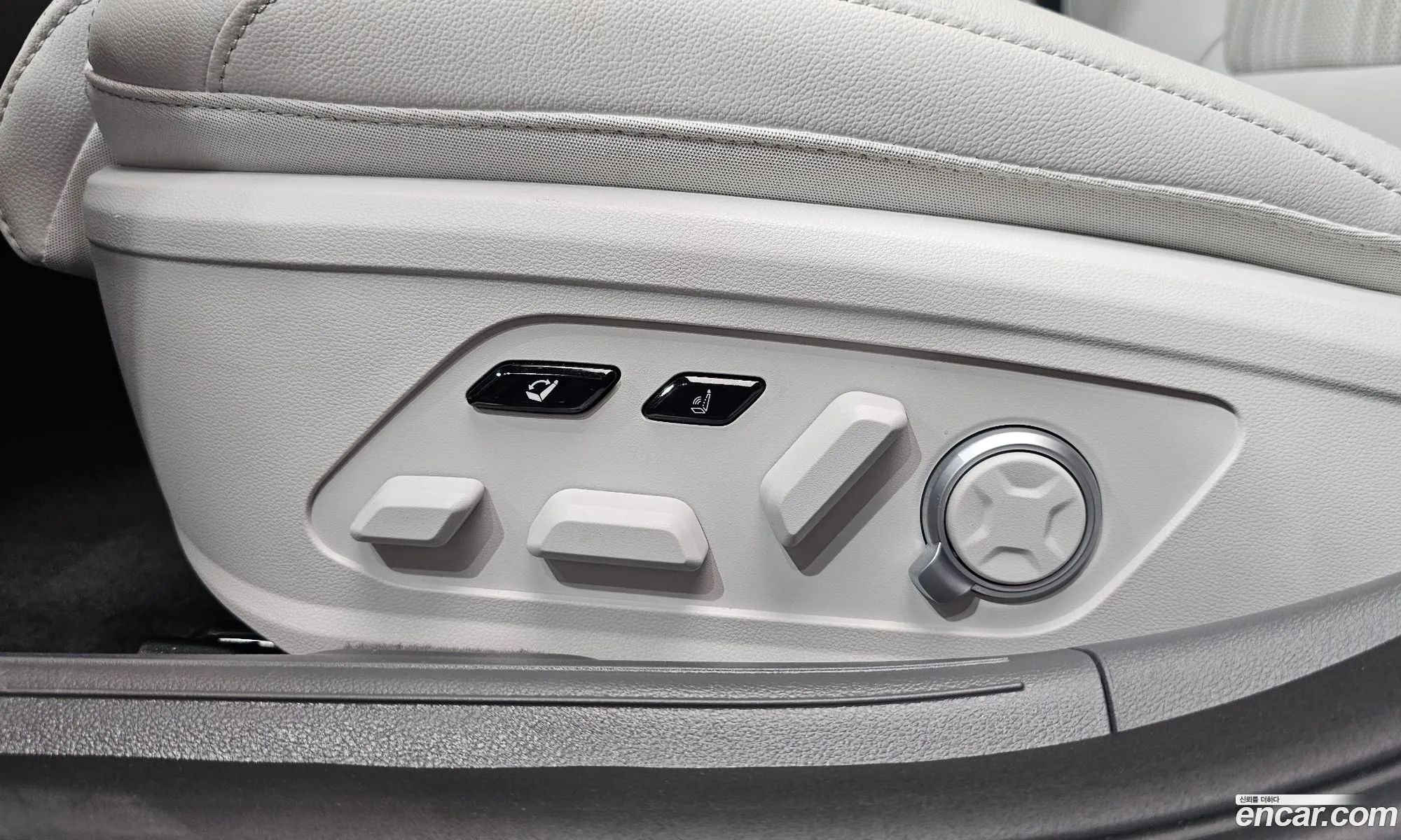 Hyundai Grandeur Hybrid 2024 — 7