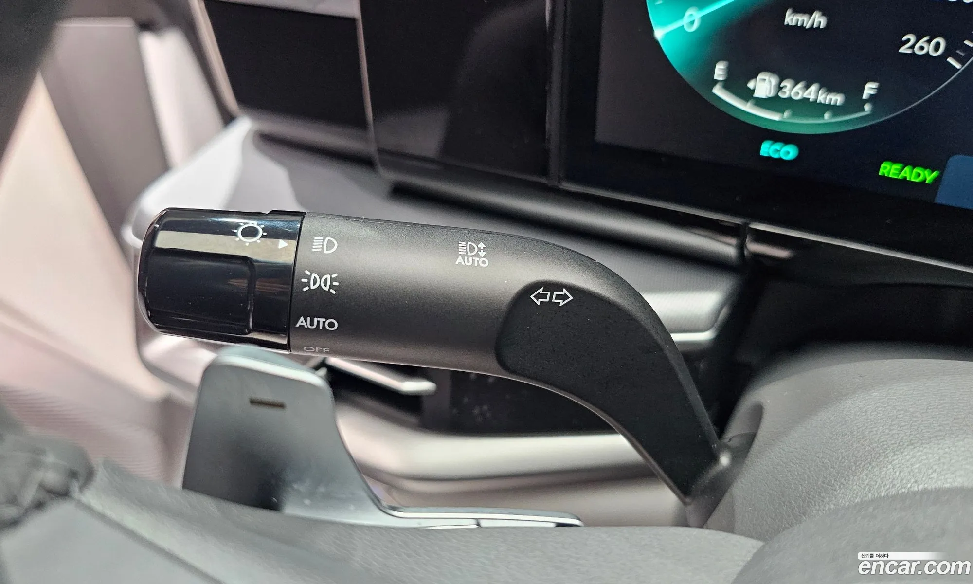 Hyundai Grandeur Hybrid 2024 — 3