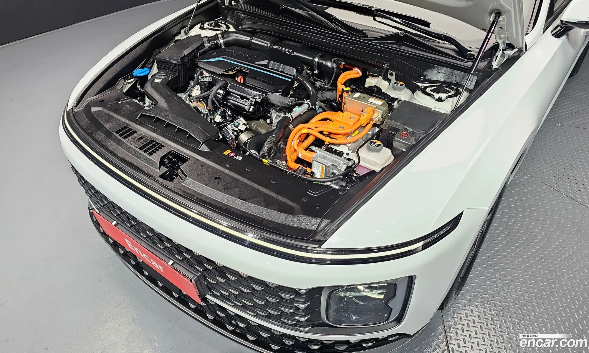 Hyundai Grandeur Hybrid 2024 — 28