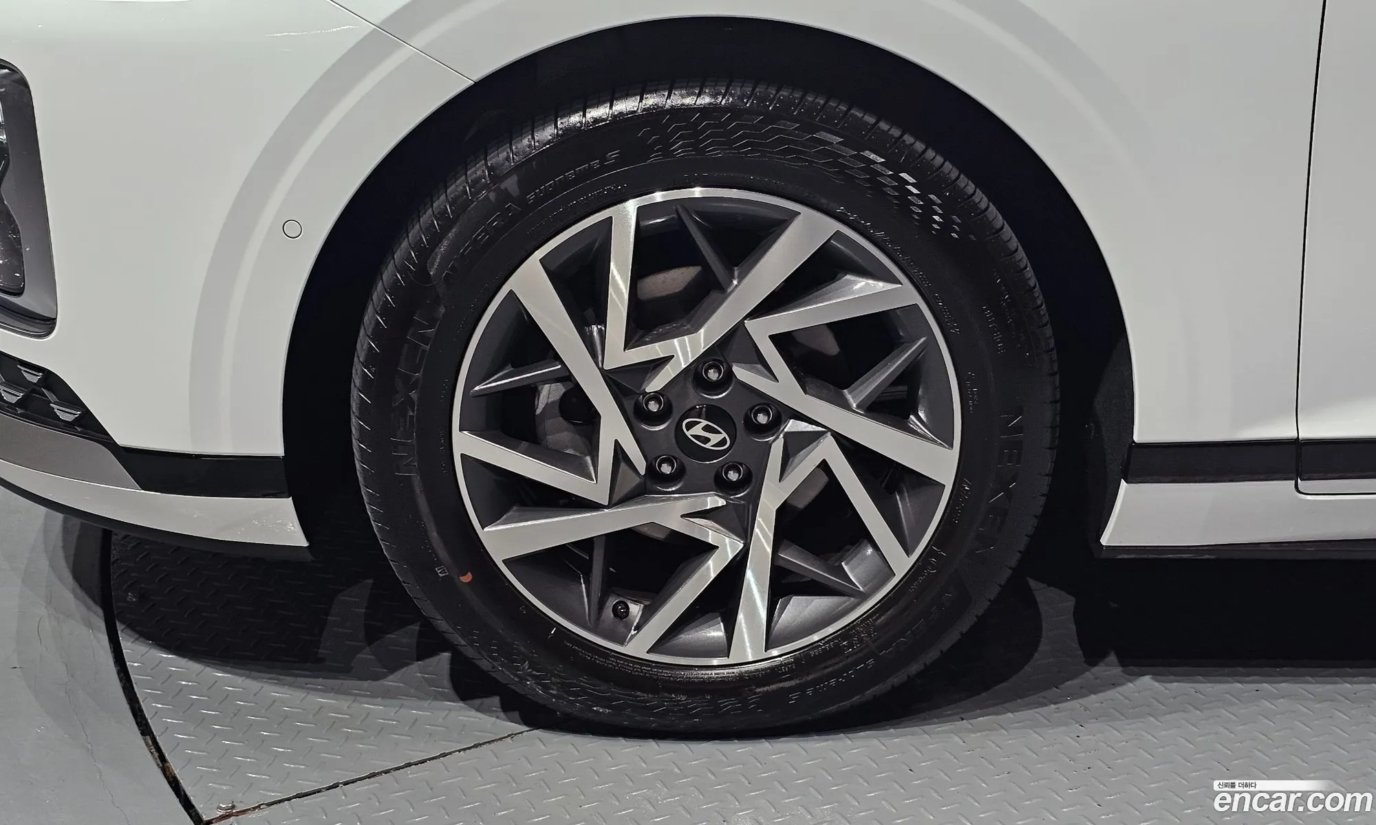 Hyundai Grandeur Hybrid 2024 — 22
