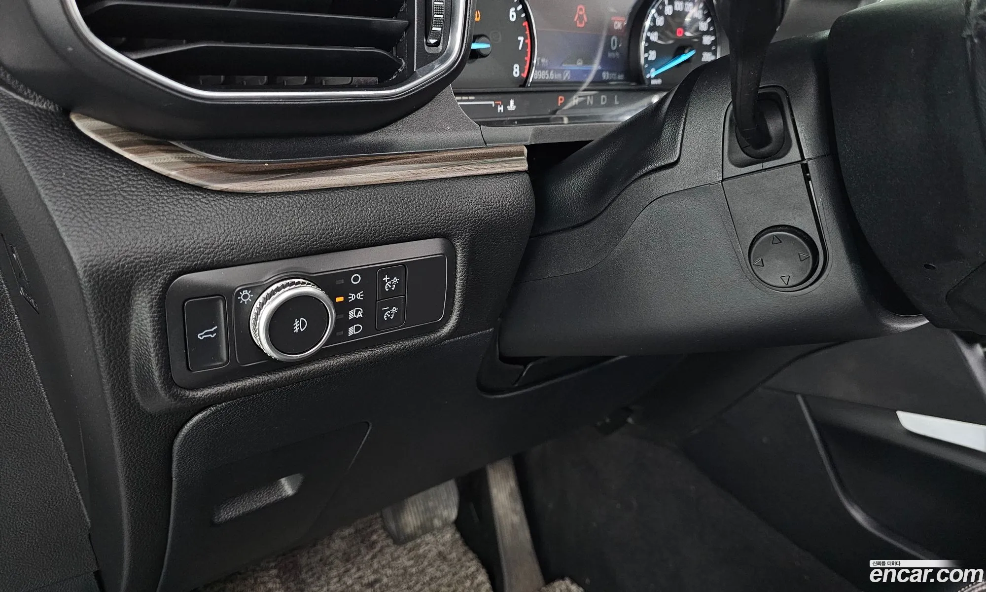 Ford Explorer 6th Gen 2021 1FMSK8FH8MGB26744 — 21