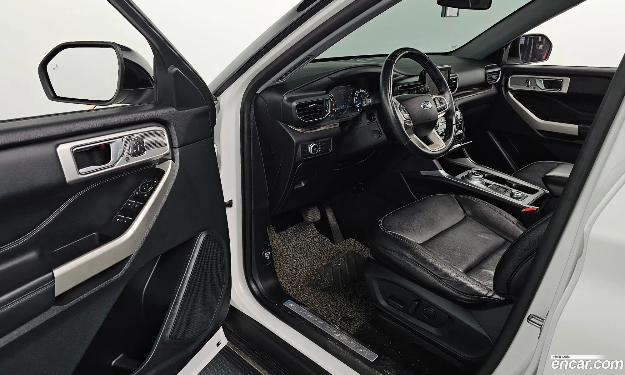 Ford Explorer 6th Gen 2021 1FMSK8FH8MGB26744 — 11