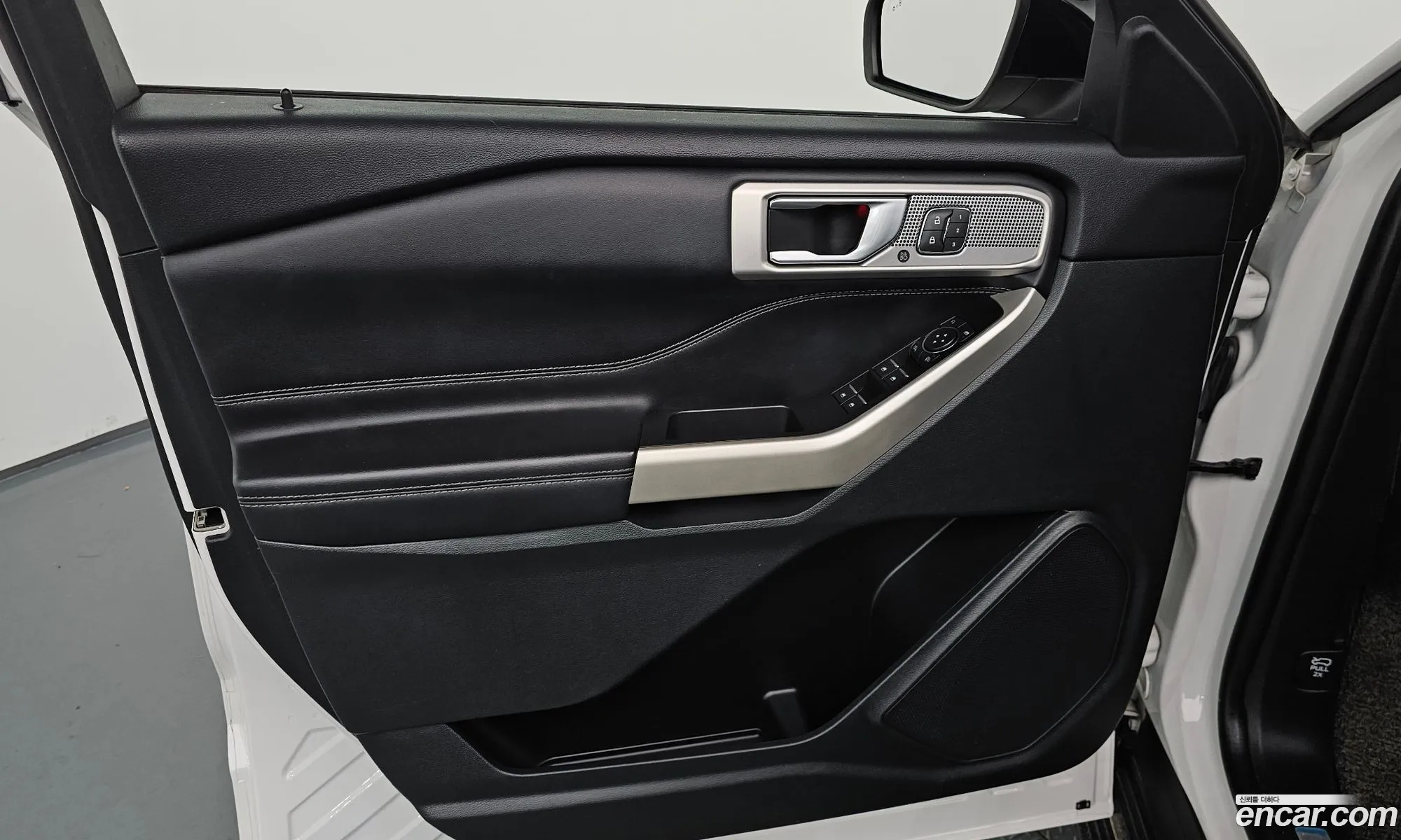 Ford Explorer 6th Gen 2021 1FMSK8FH8MGB26744 — 8