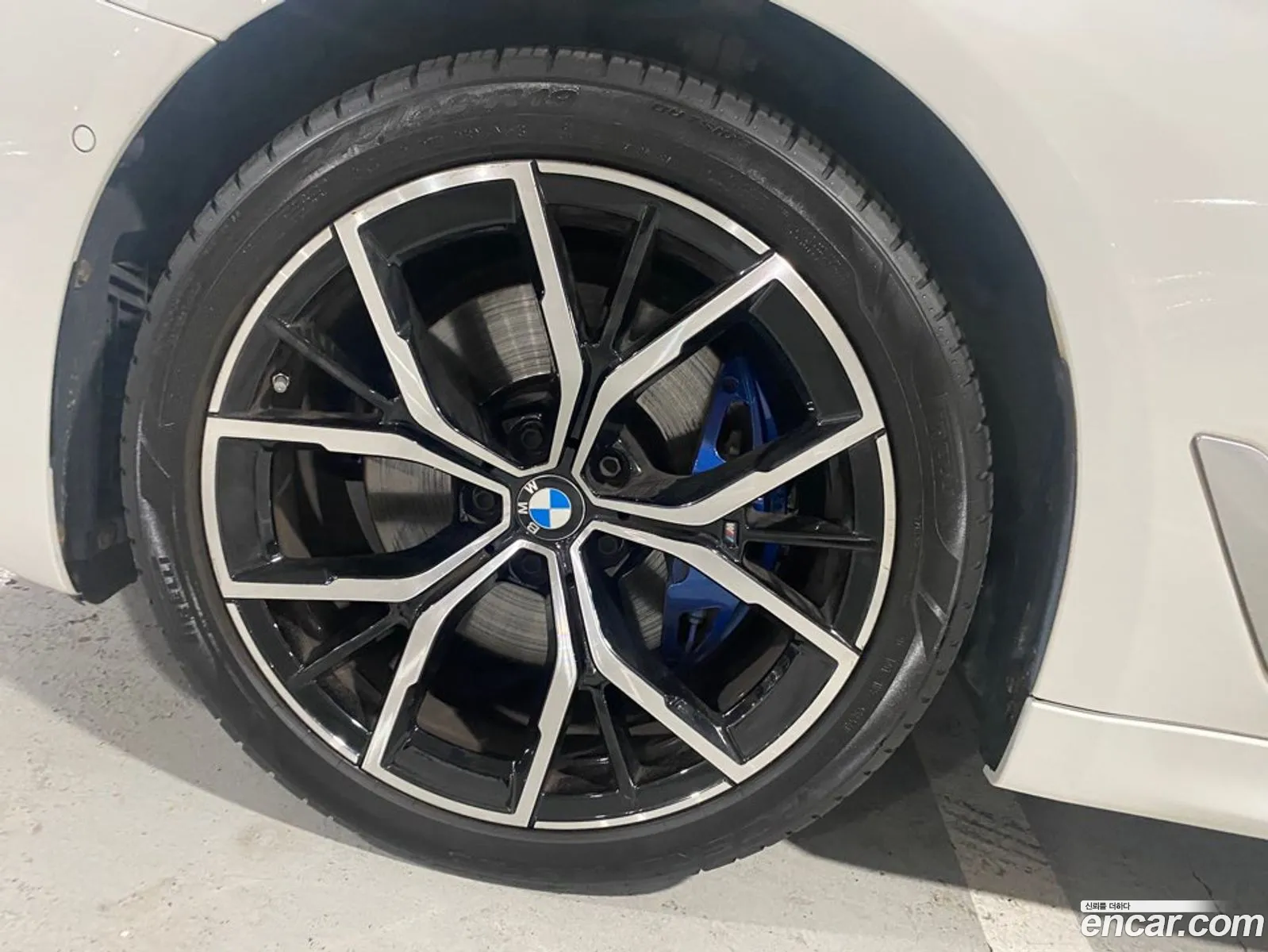 BMW 5 Series 2022 — 18