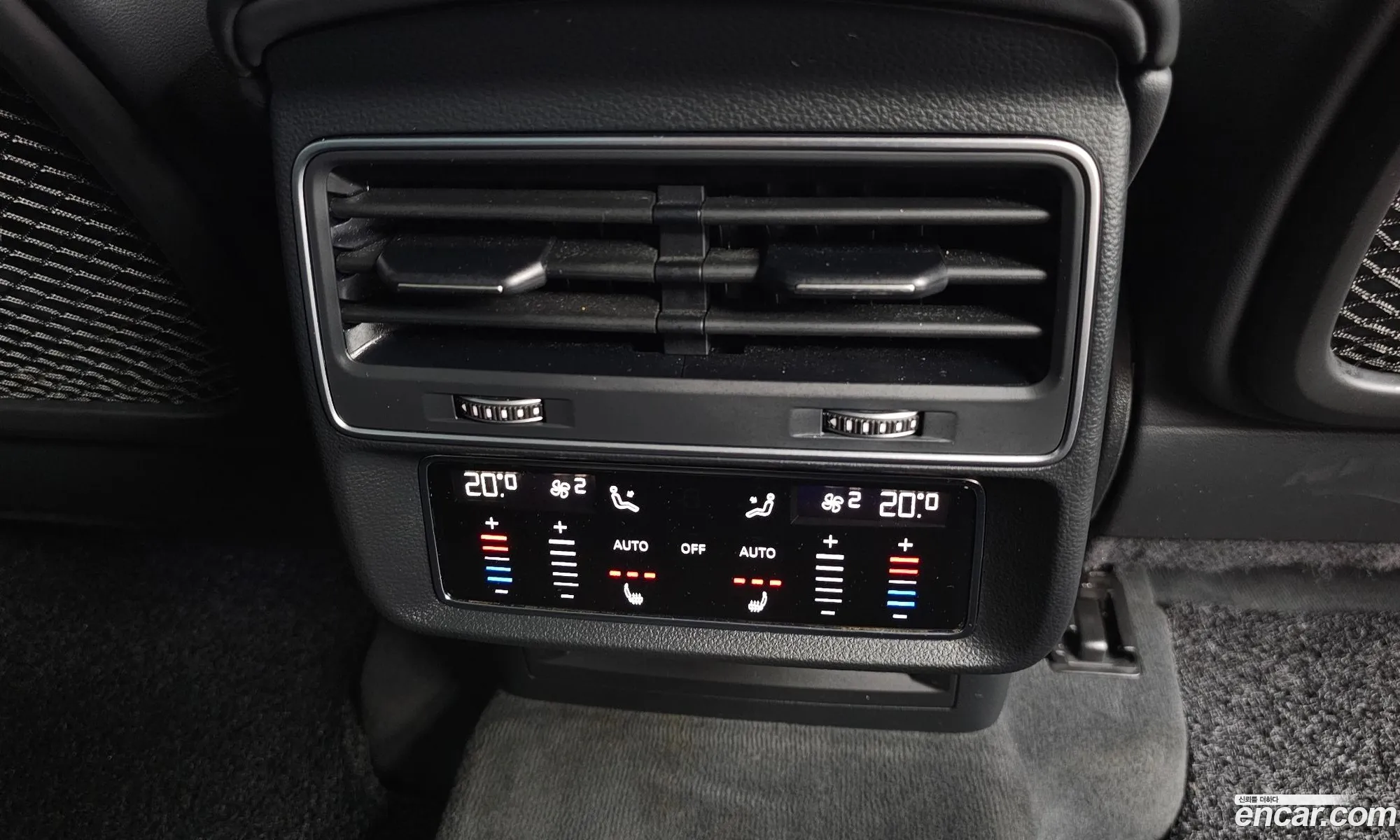 Audi Q8 2021 WAUZZZF13MD017100 — 20