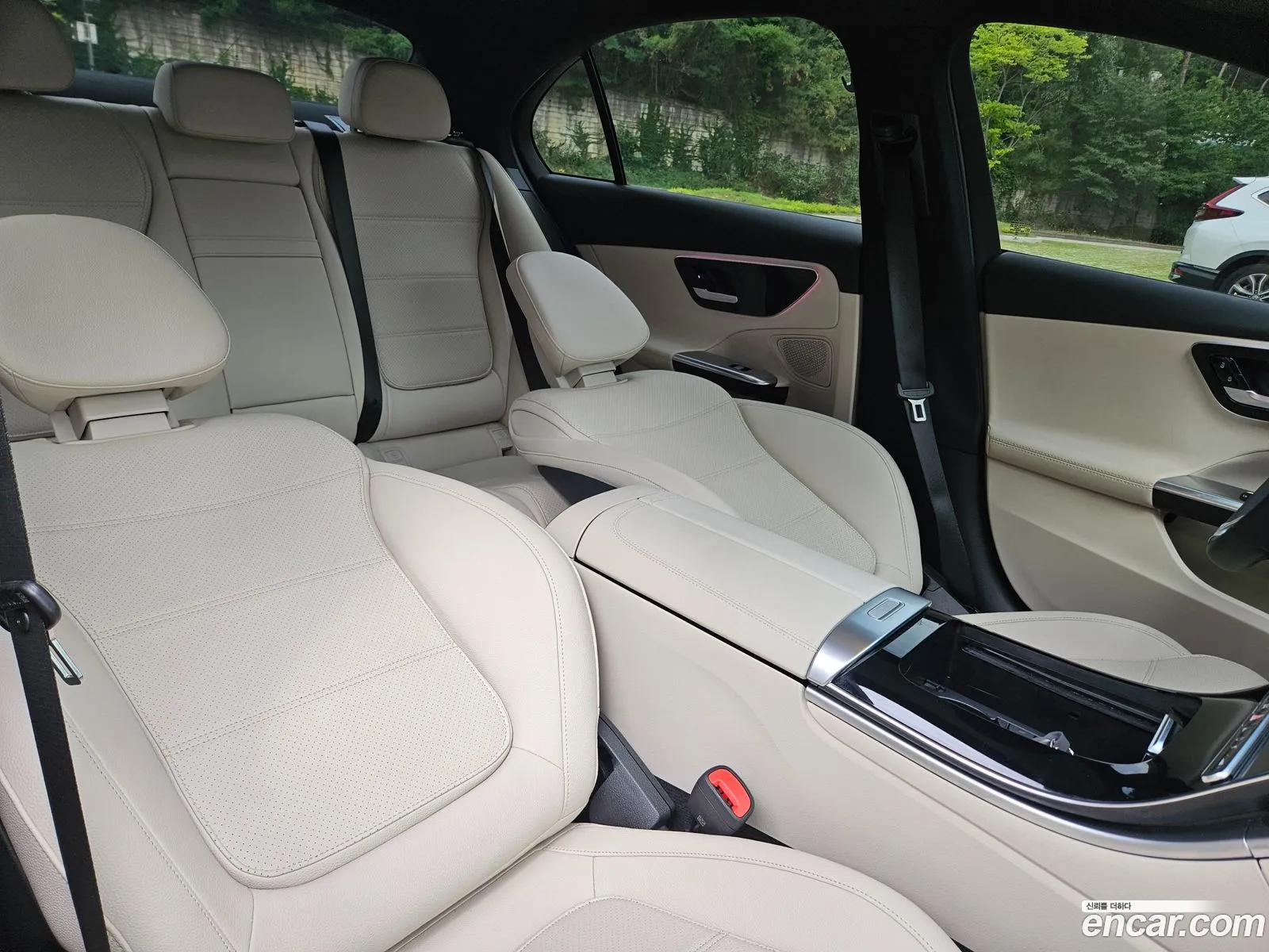 Mercedes-Benz C-Class W206 2024 — 8