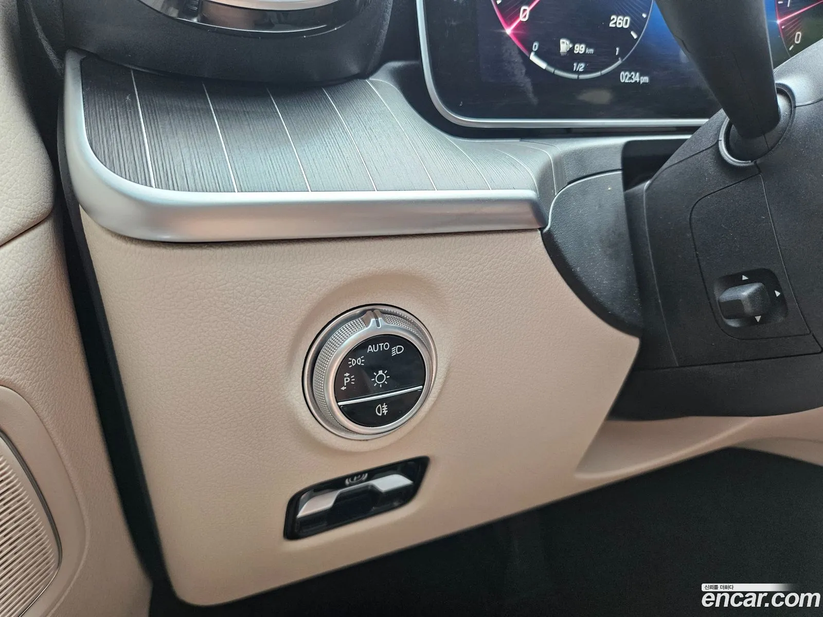 Mercedes-Benz C-Class W206 2024 — 18
