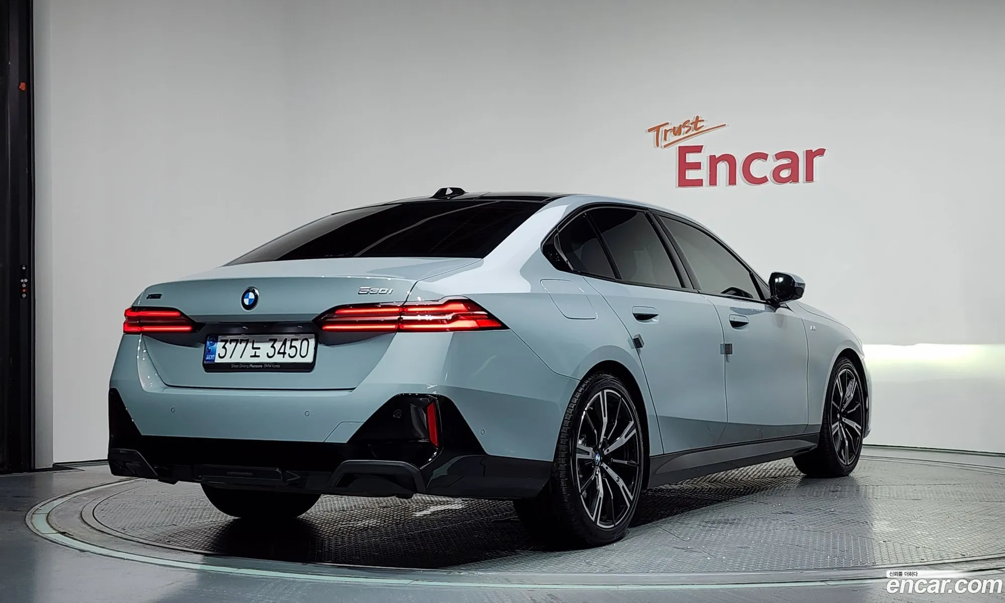 BMW 5 Series 2024 — 20