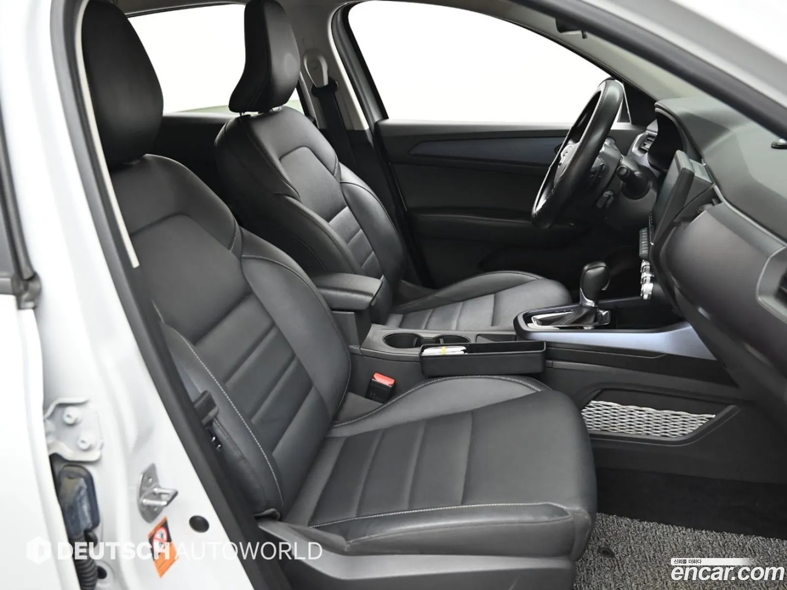 Renault Korea (Samsung) XM3 2020 — 13