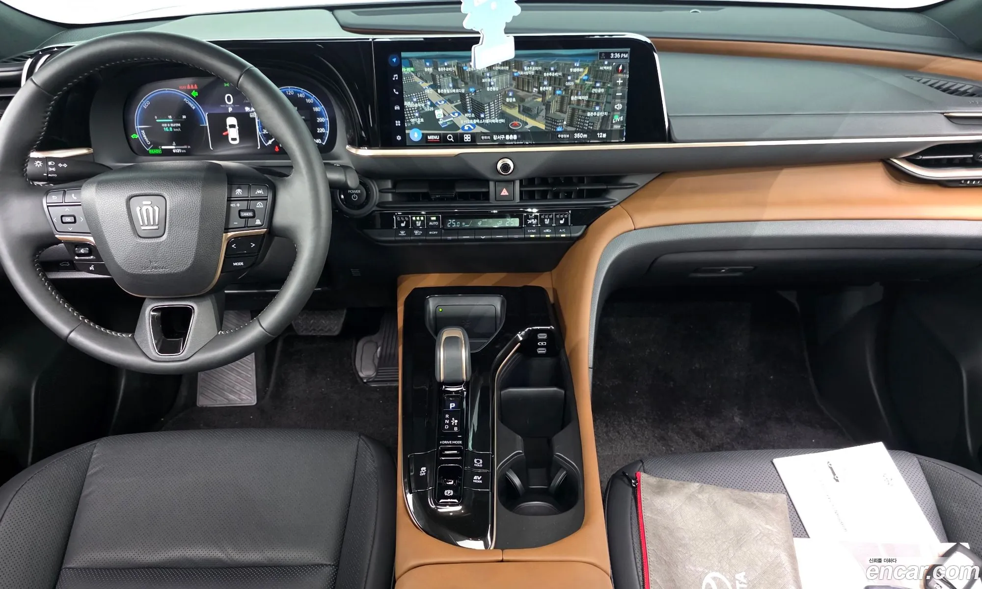 Toyota Crown Crossover 2025 JTDAAAAF7T3045904 — 28