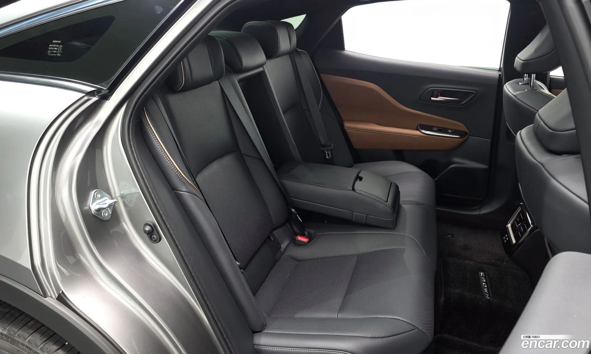 Toyota Crown Crossover 2025 JTDAAAAF7T3045904 — 21