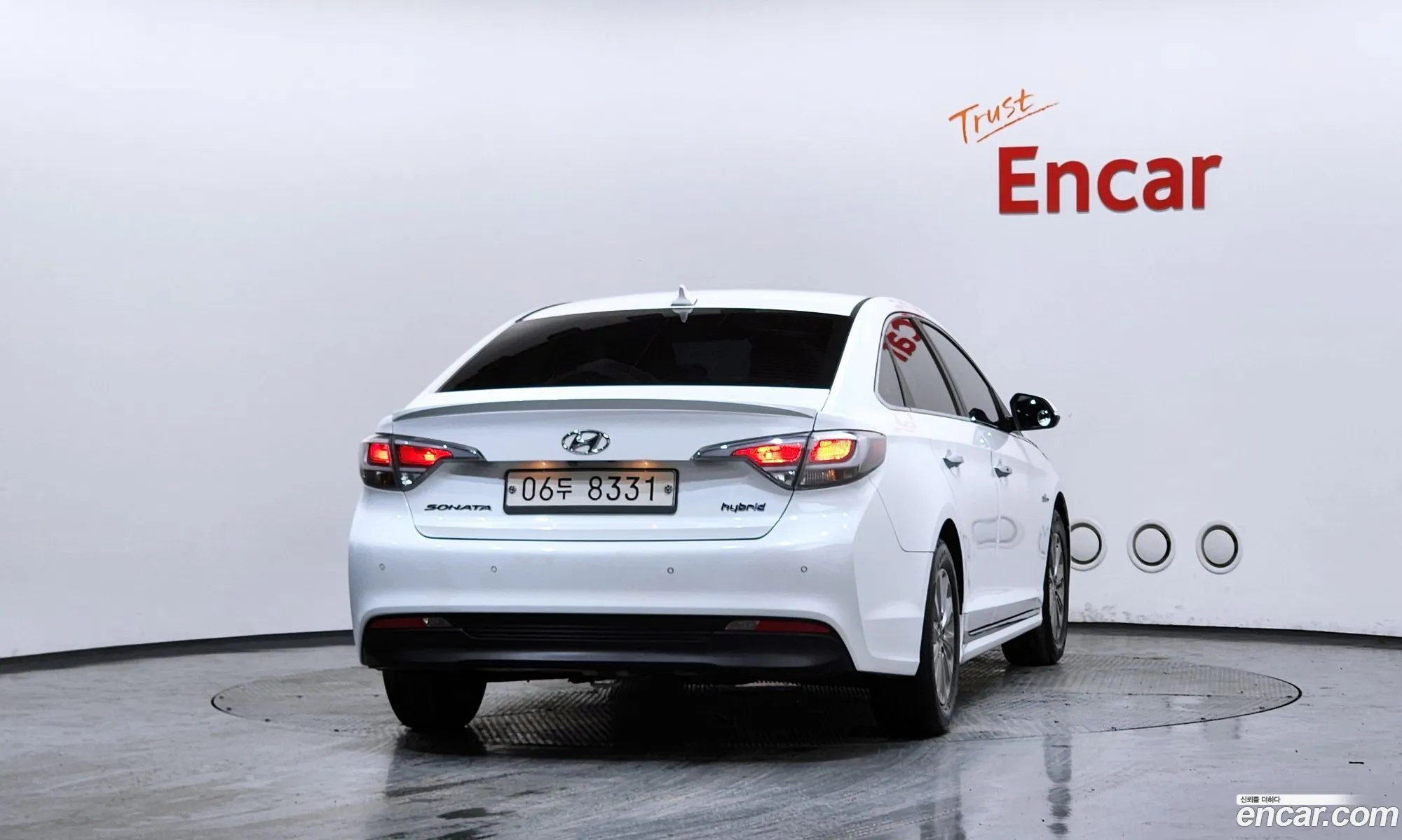Hyundai LF Sonata Hybrid 2017 — 13