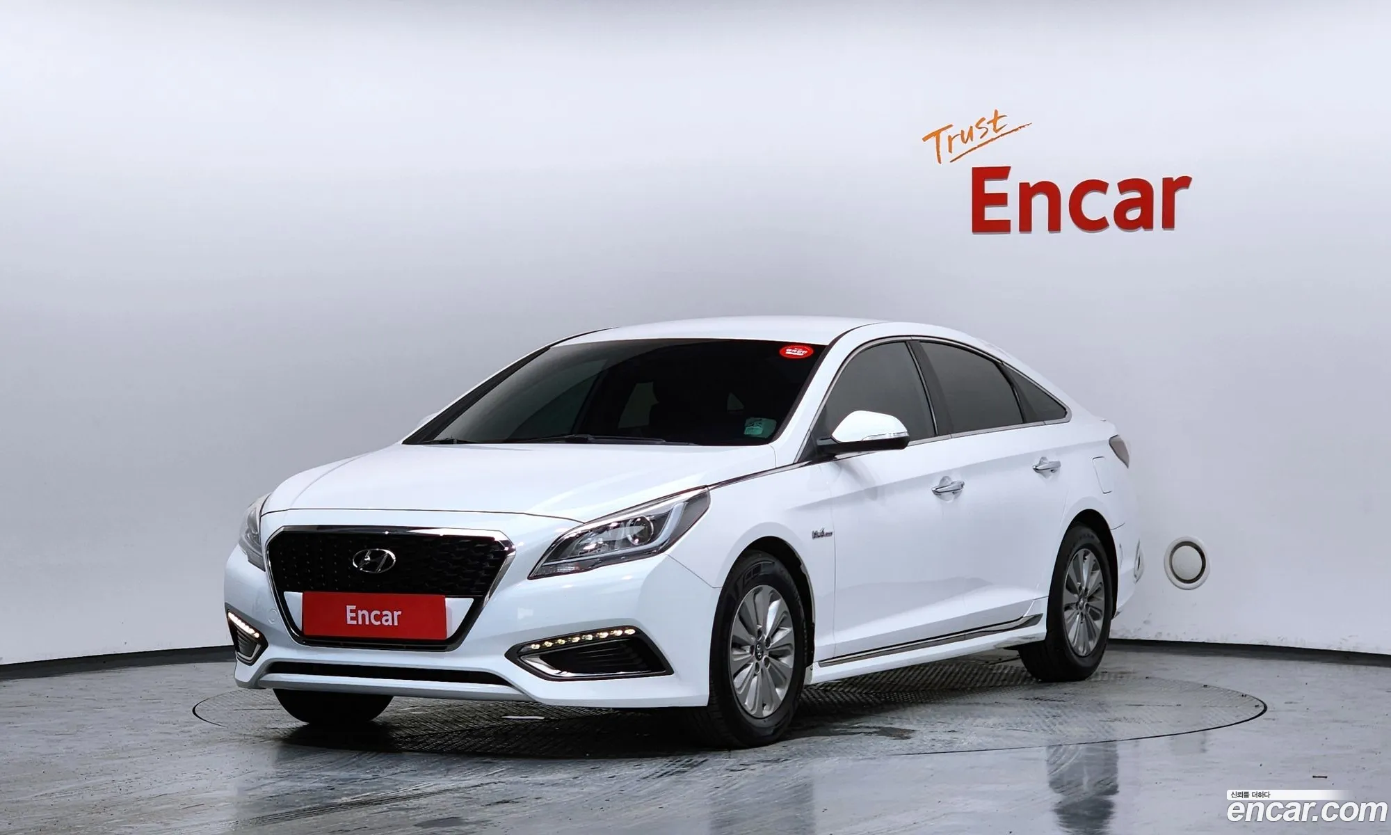Hyundai LF Sonata Hybrid 2017 — 5