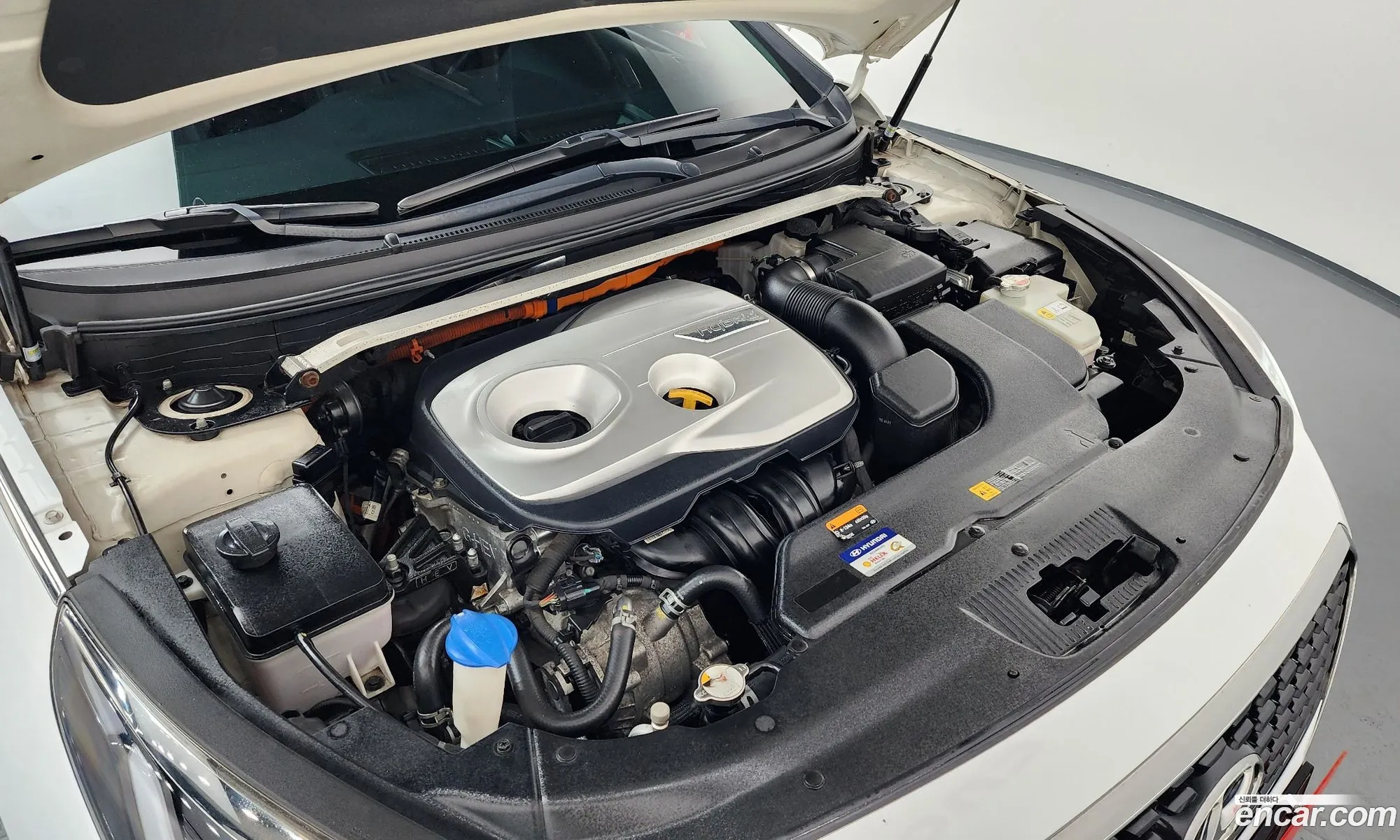 Hyundai LF Sonata Hybrid 2017 — 18
