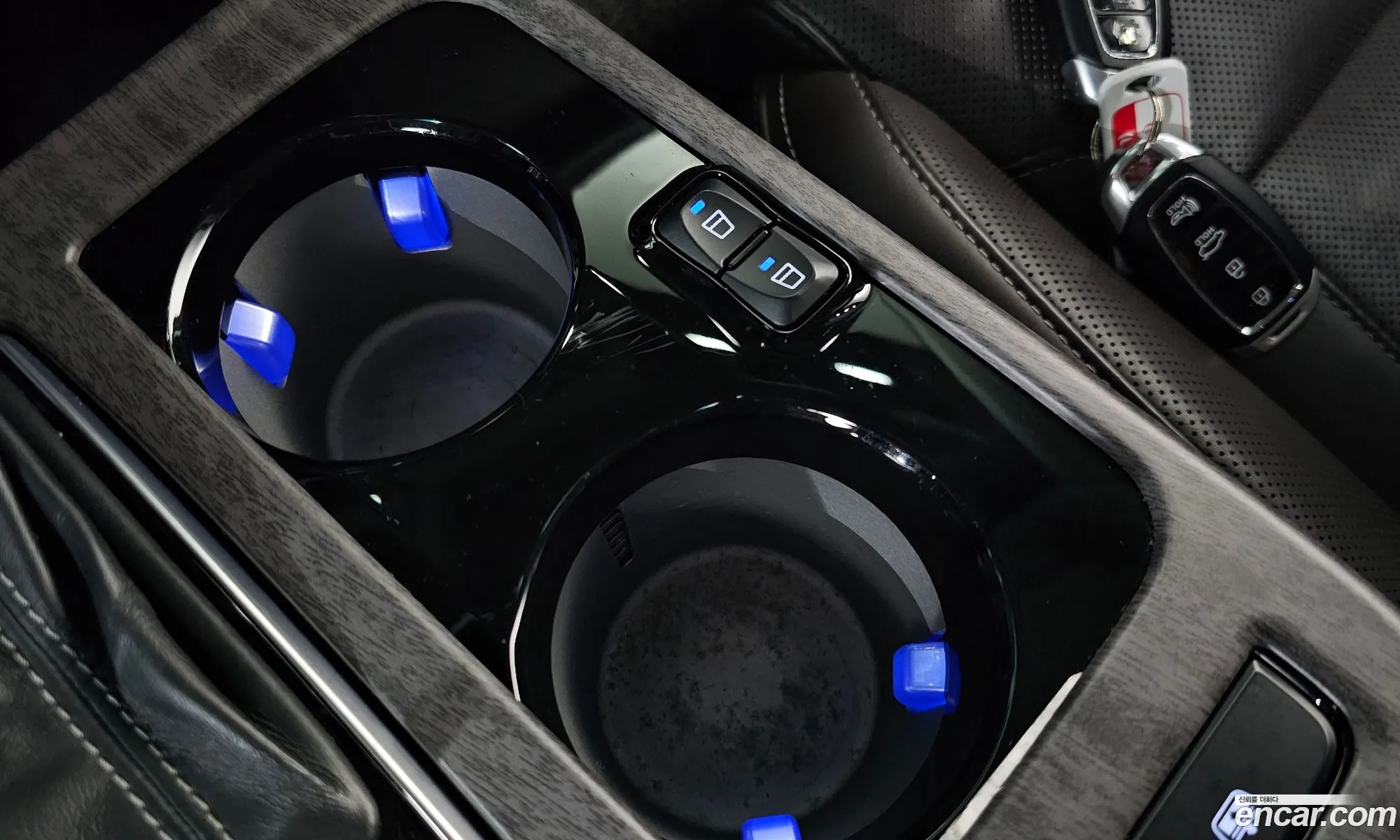Hyundai Grandeur IG 2018 — 32