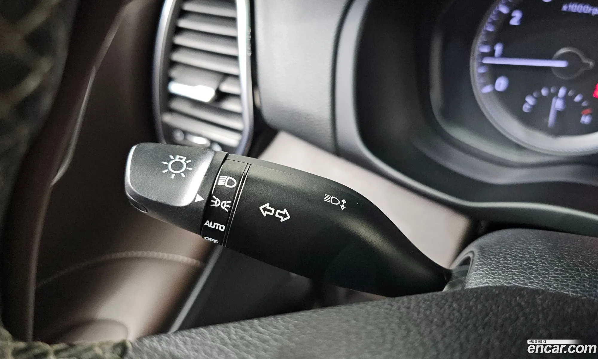 Hyundai Grandeur IG 2018 — 31