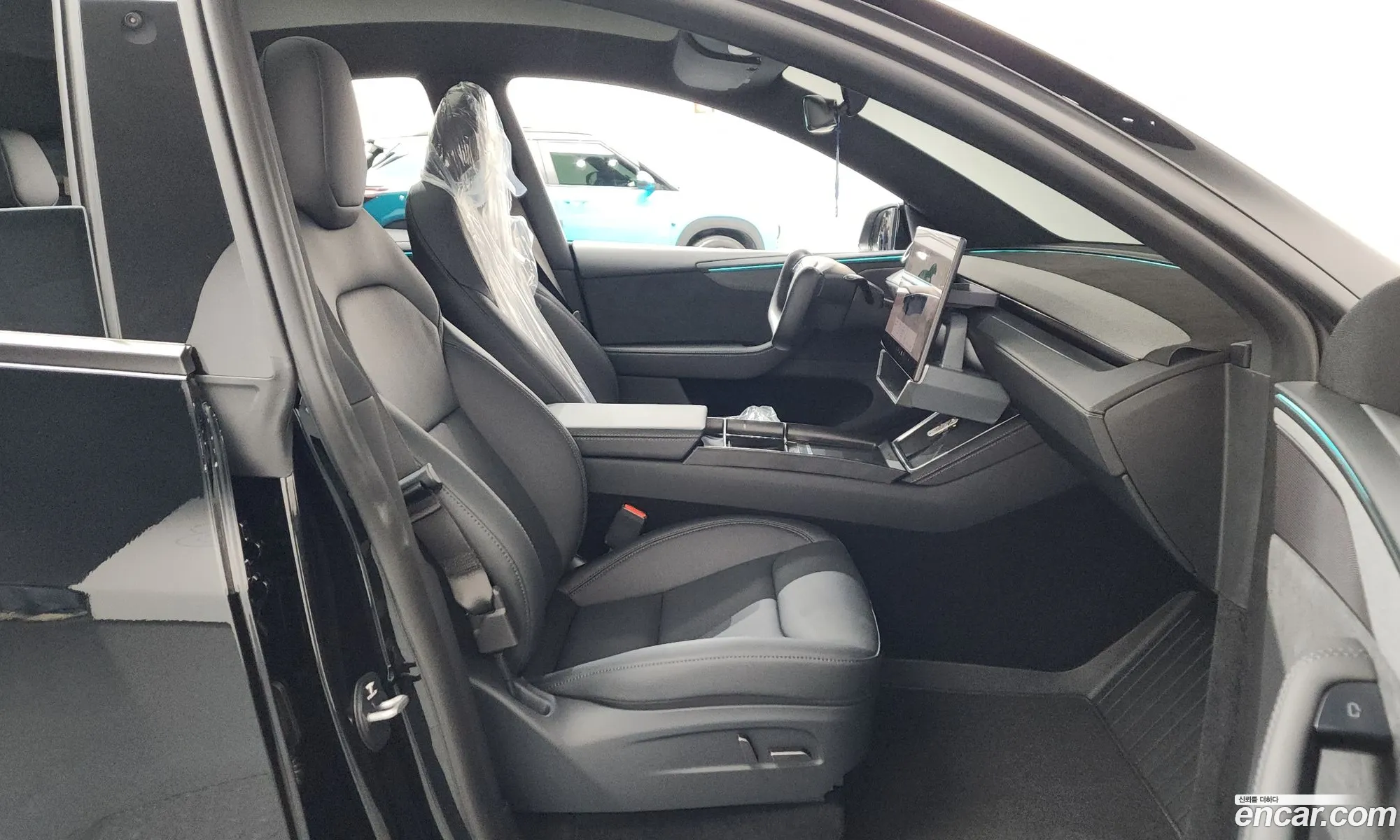 Tesla Model Y 2026 LRWYGCEK4TC568570 — 31