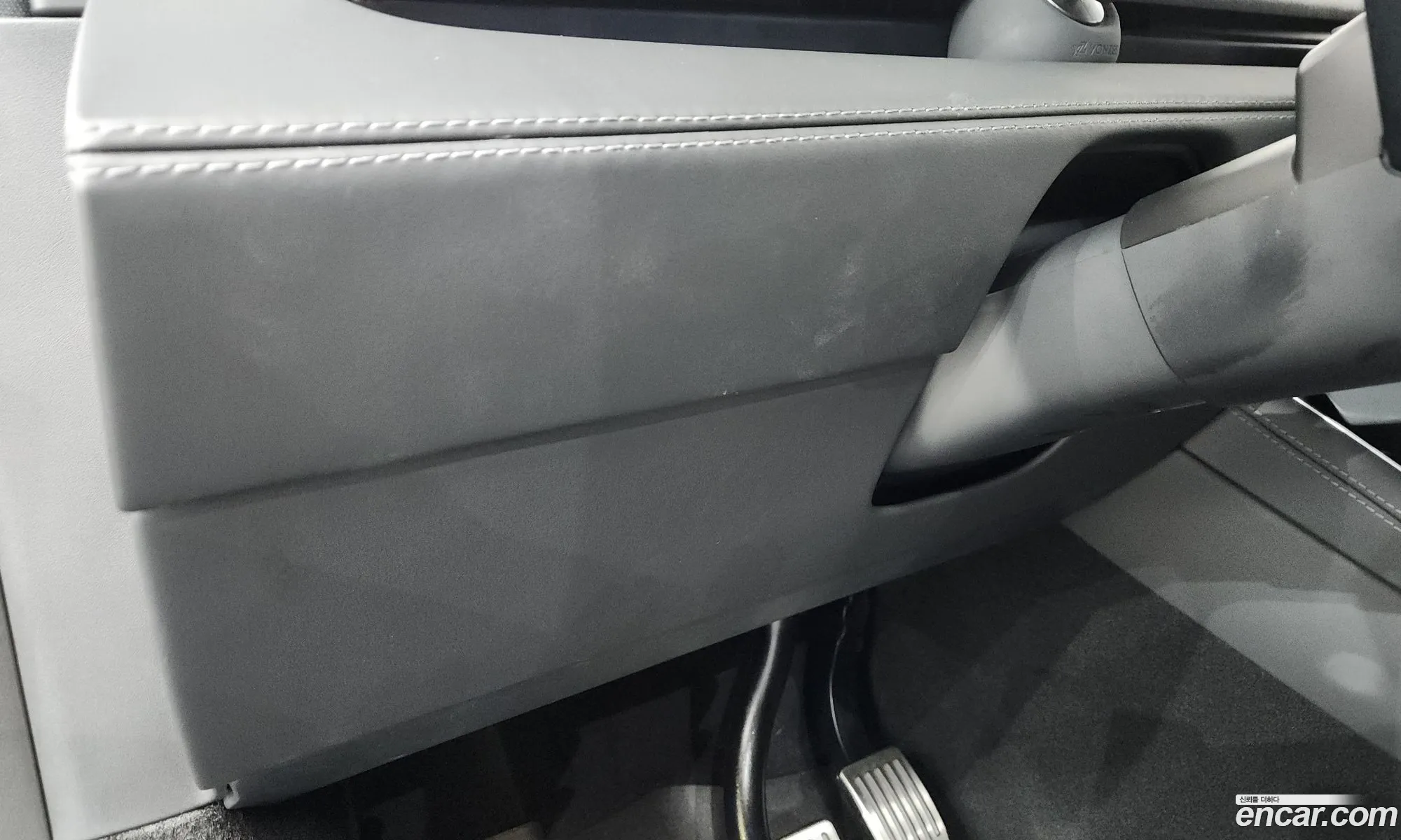 Tesla Model Y 2026 LRWYGCEK4TC568570 — 11
