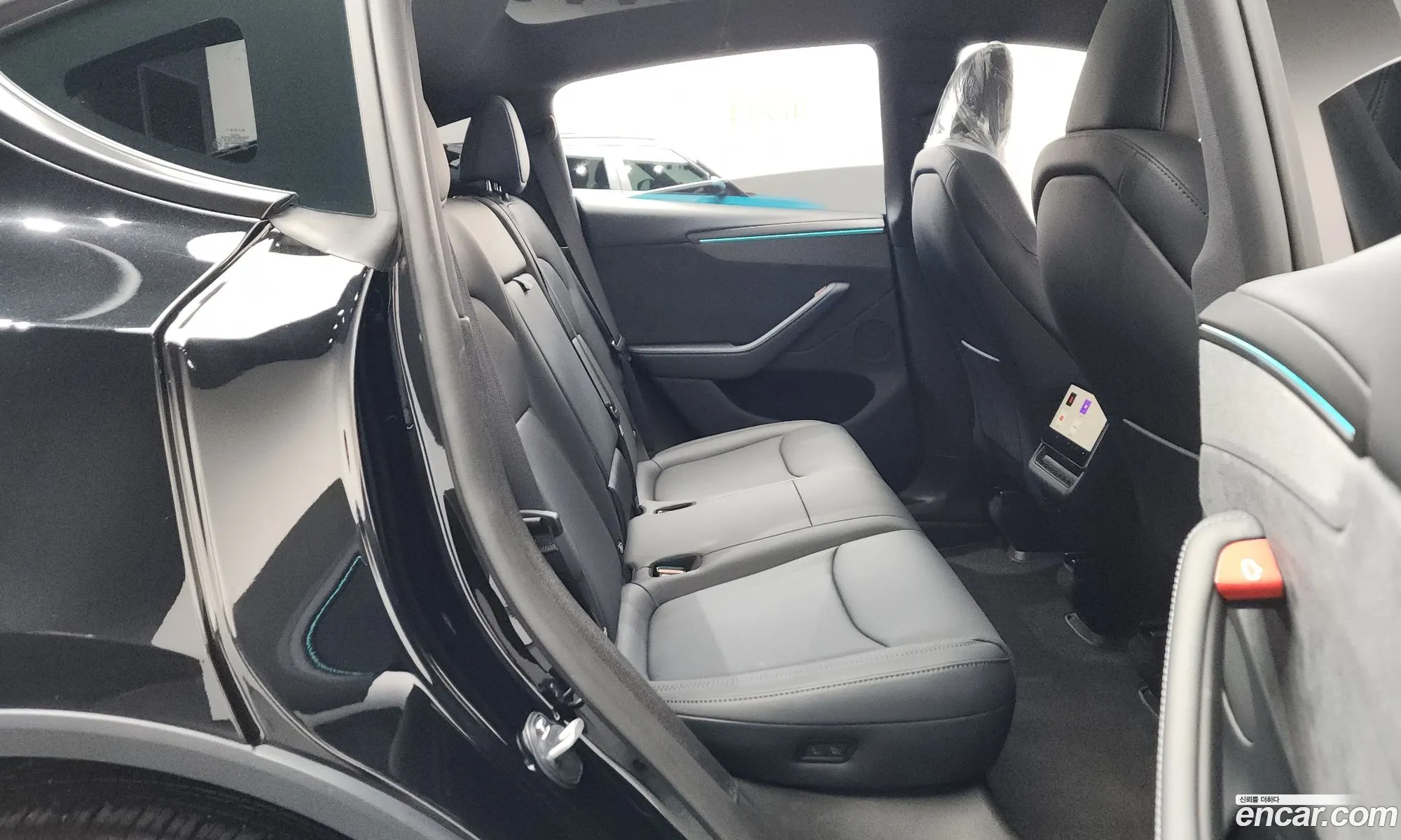Tesla Model Y 2026 LRWYGCEK4TC568570 — 18