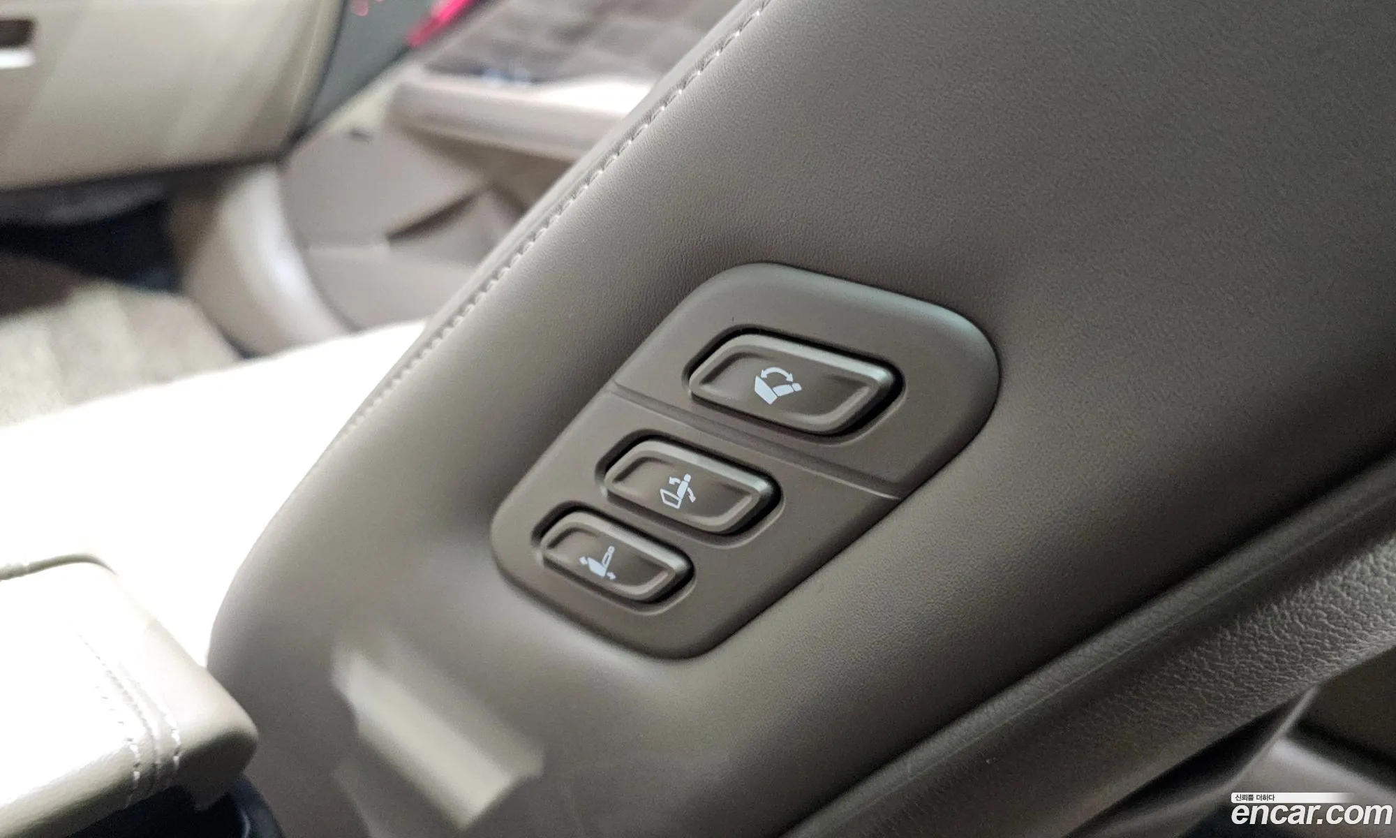 Kia K8 Hybrid 2022 — 5