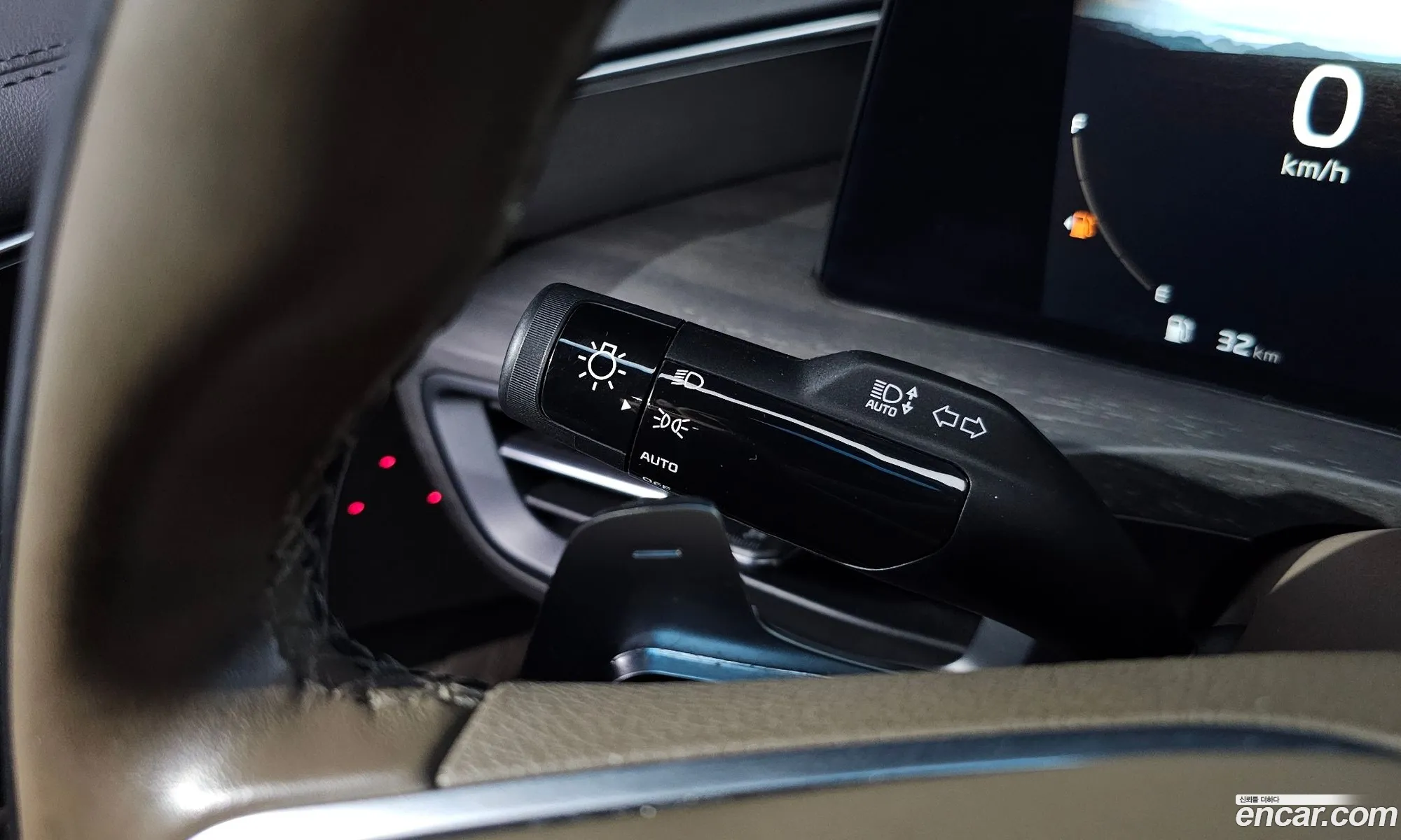 Kia K8 Hybrid 2022 — 22