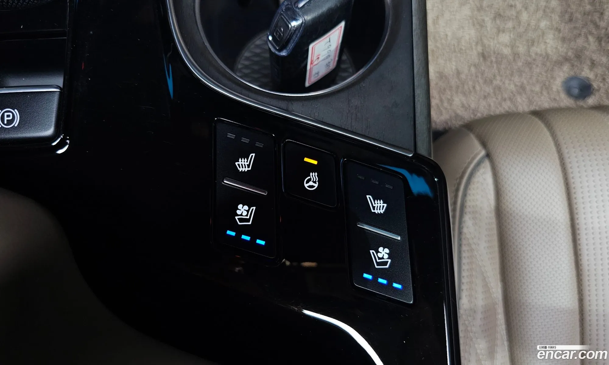 Kia K8 Hybrid 2022 — 10
