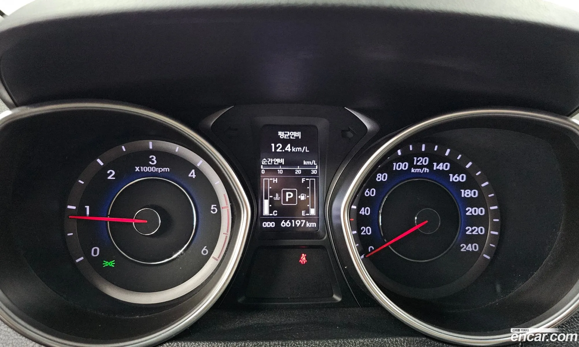 Hyundai Elantra 2013 — 16