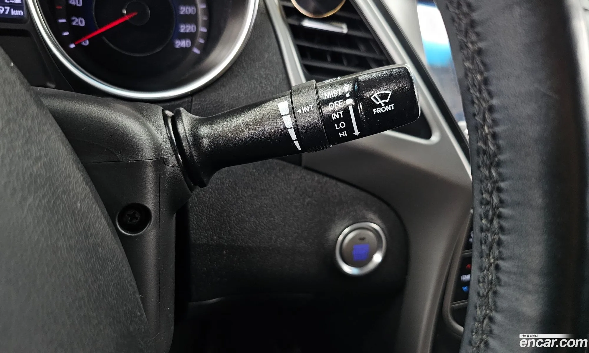 Hyundai Elantra 2013 — 32