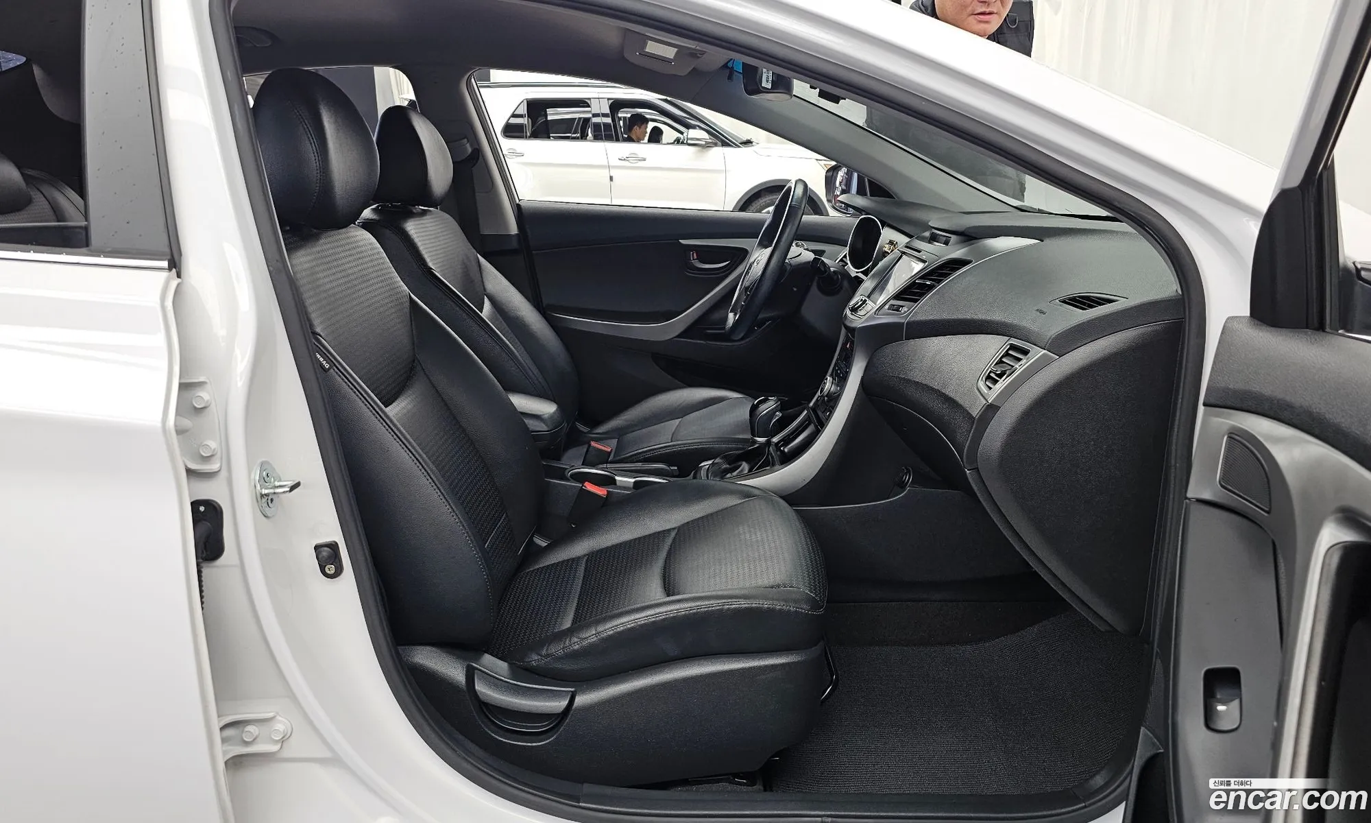 Hyundai Elantra 2013 — 8