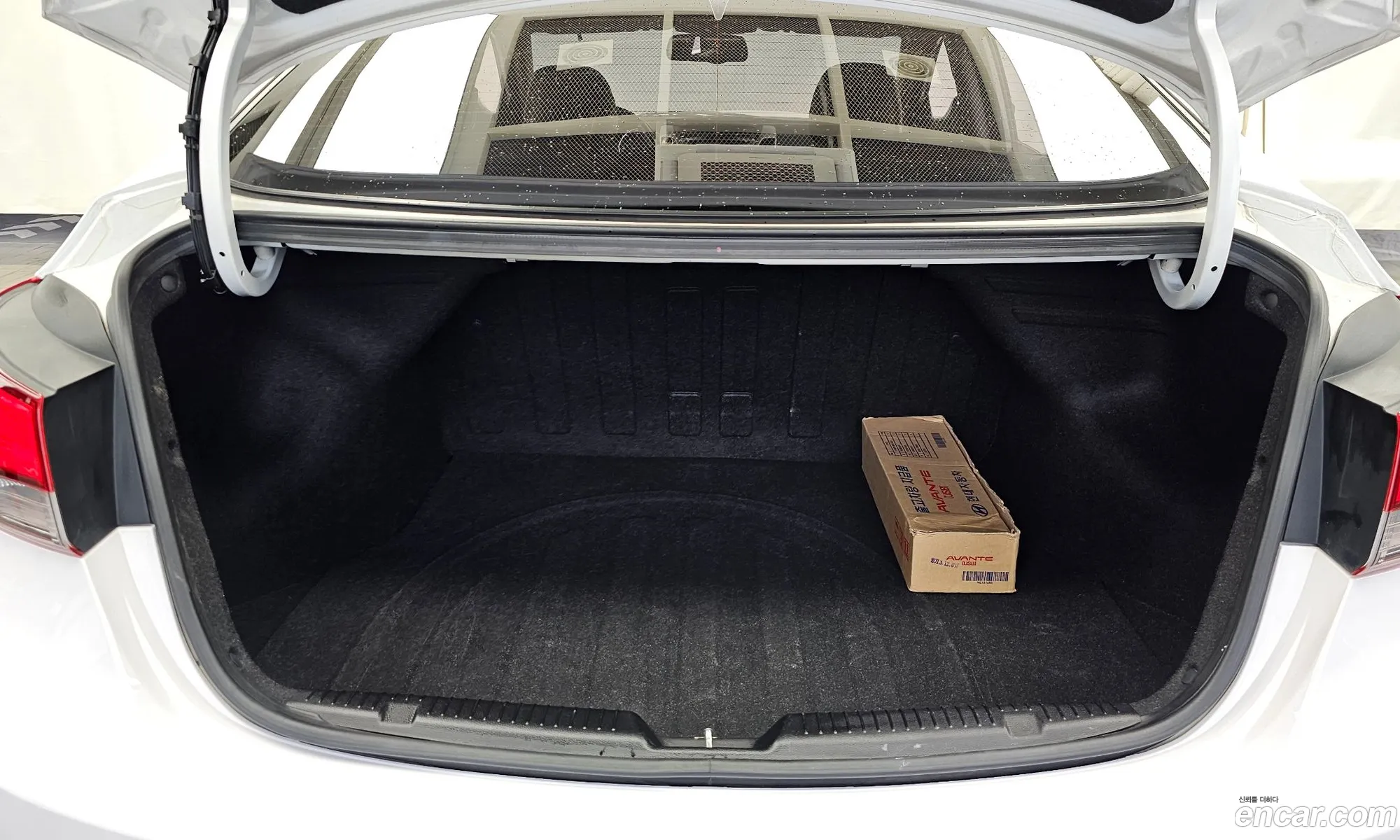 Hyundai Elantra 2013 — 14
