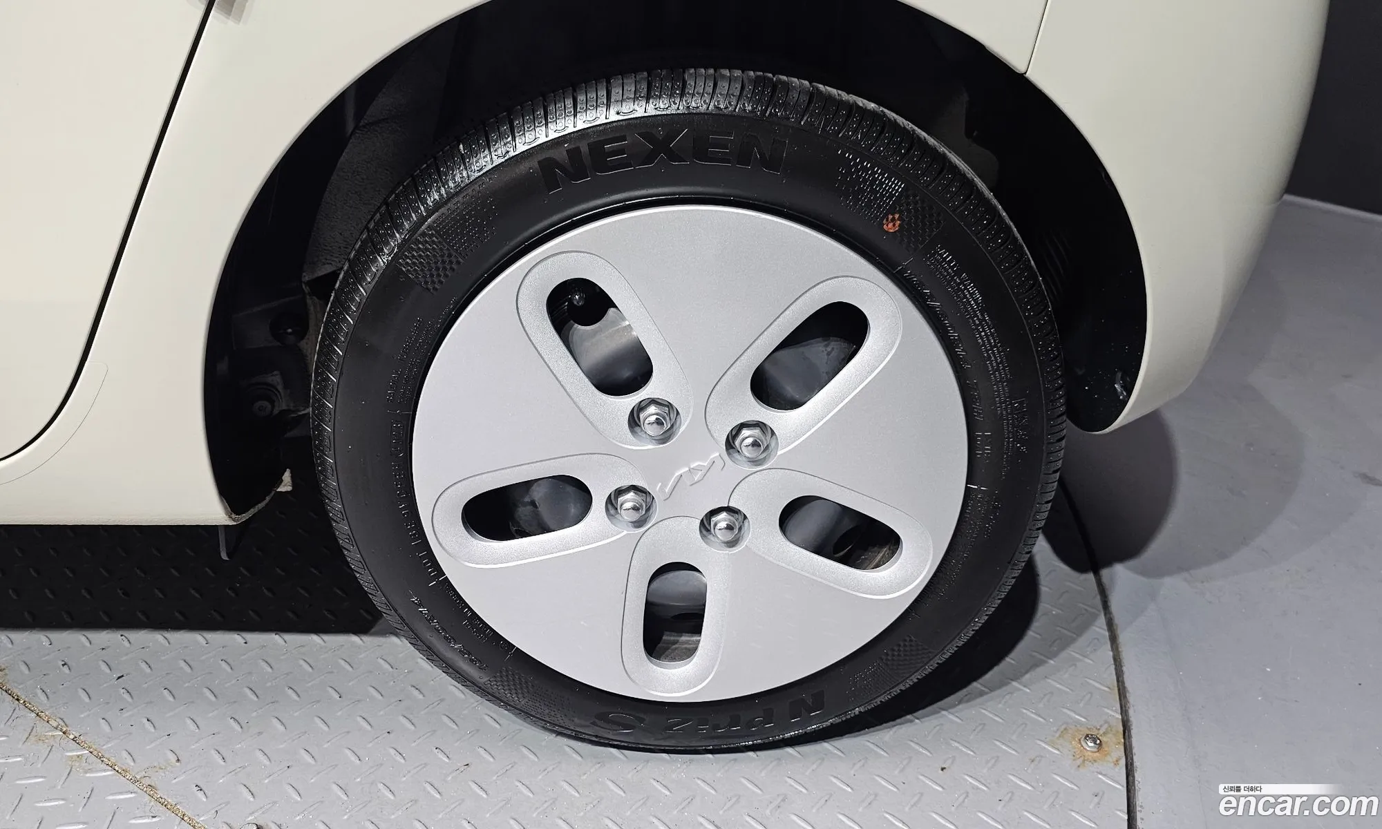 Kia Kia Ray 2024 — 29