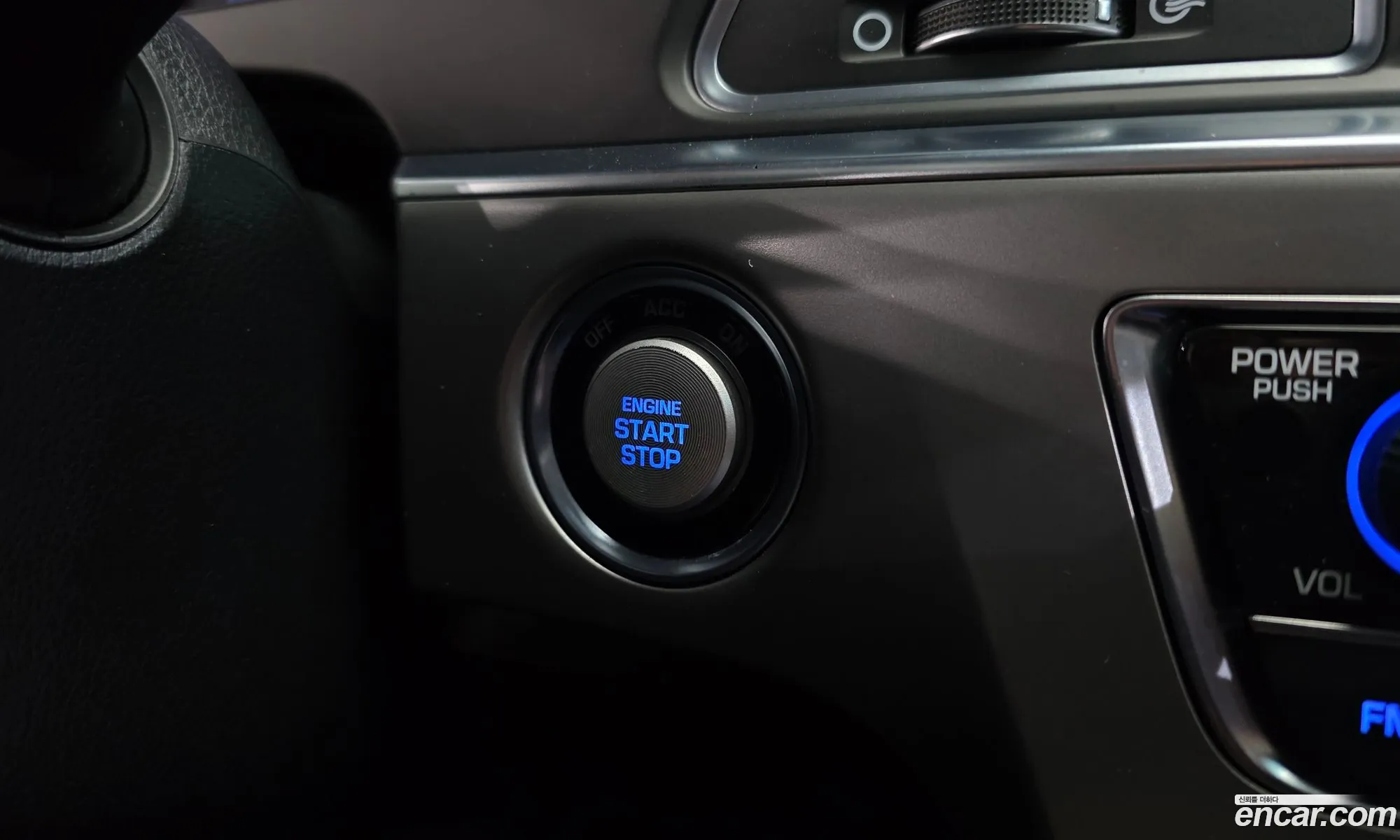 Hyundai LF Sonata 2016 — 12