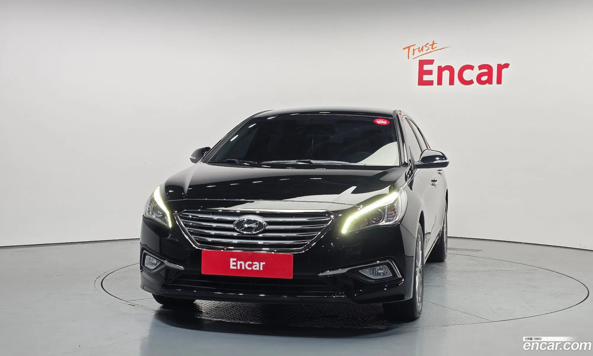 Hyundai LF Sonata 2016 — 16