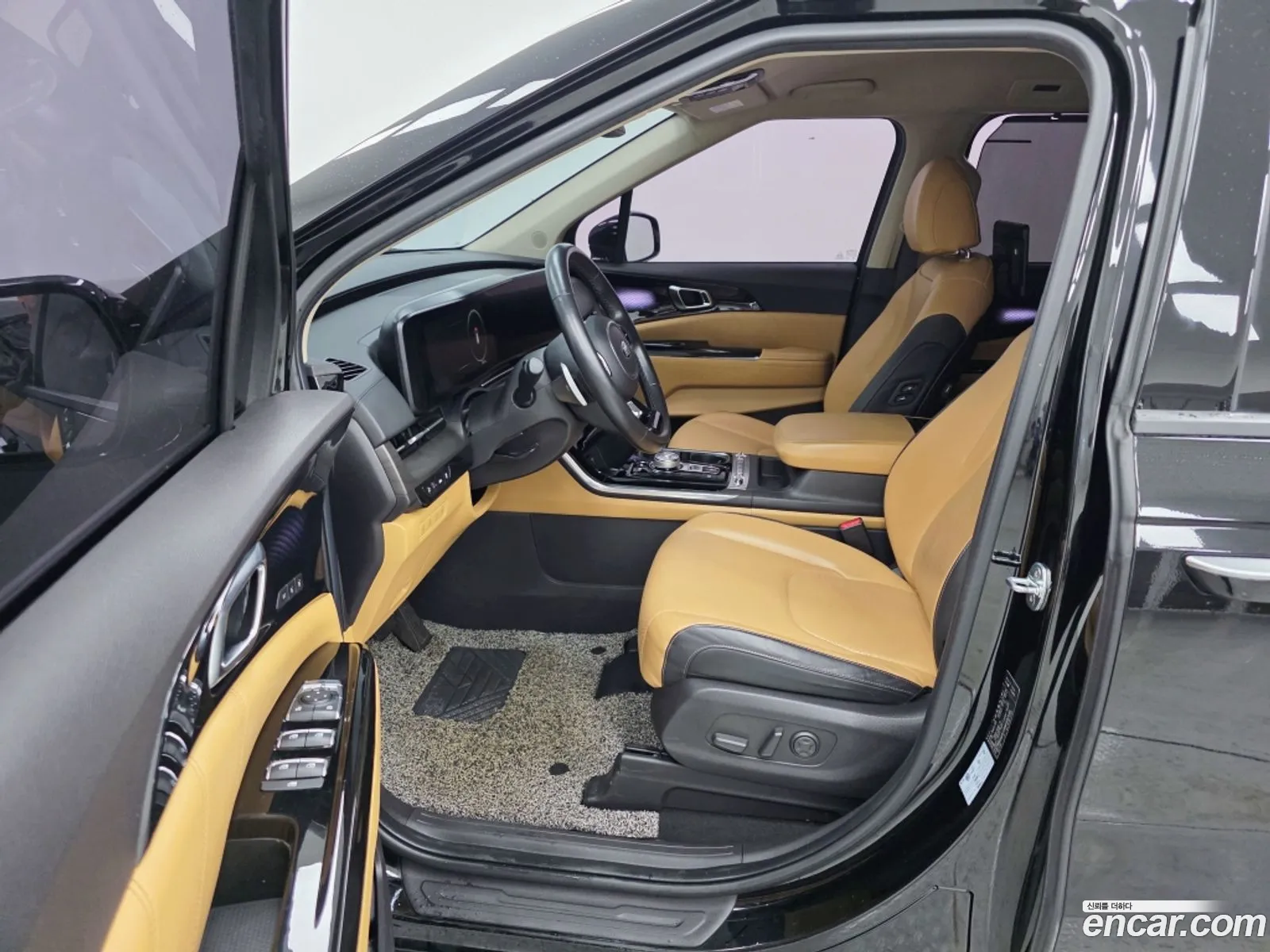 Kia Carnival 2021 — 5