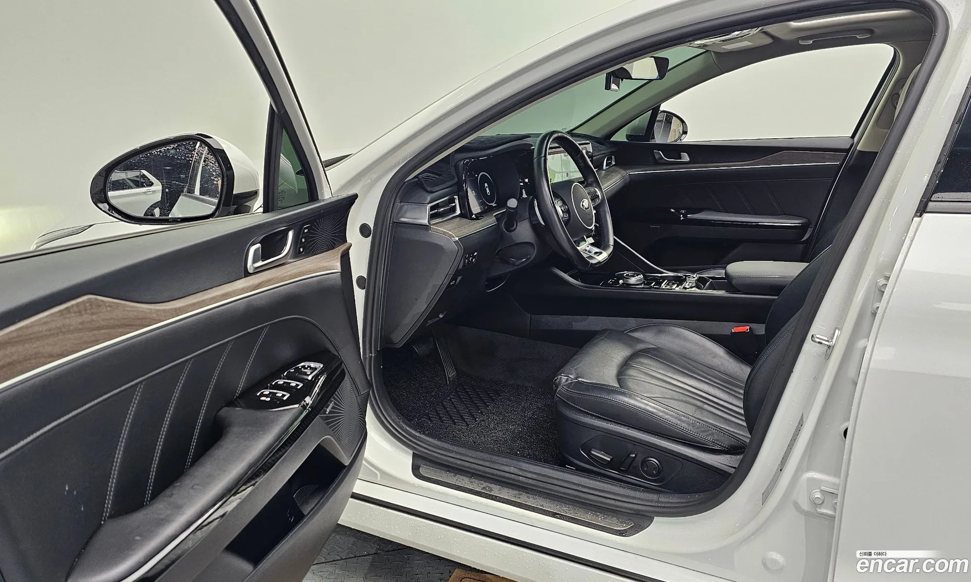 Kia K5 2021 — 10