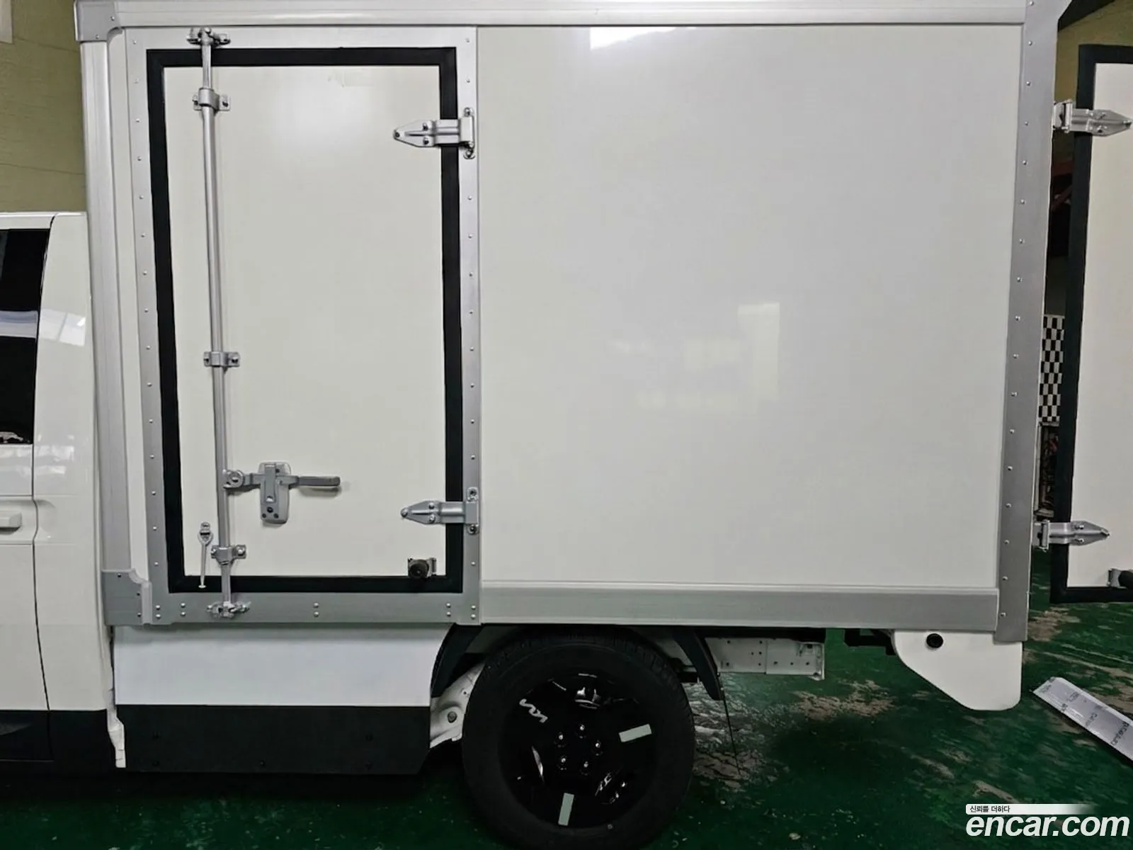 Kia PV5 2026 — 5